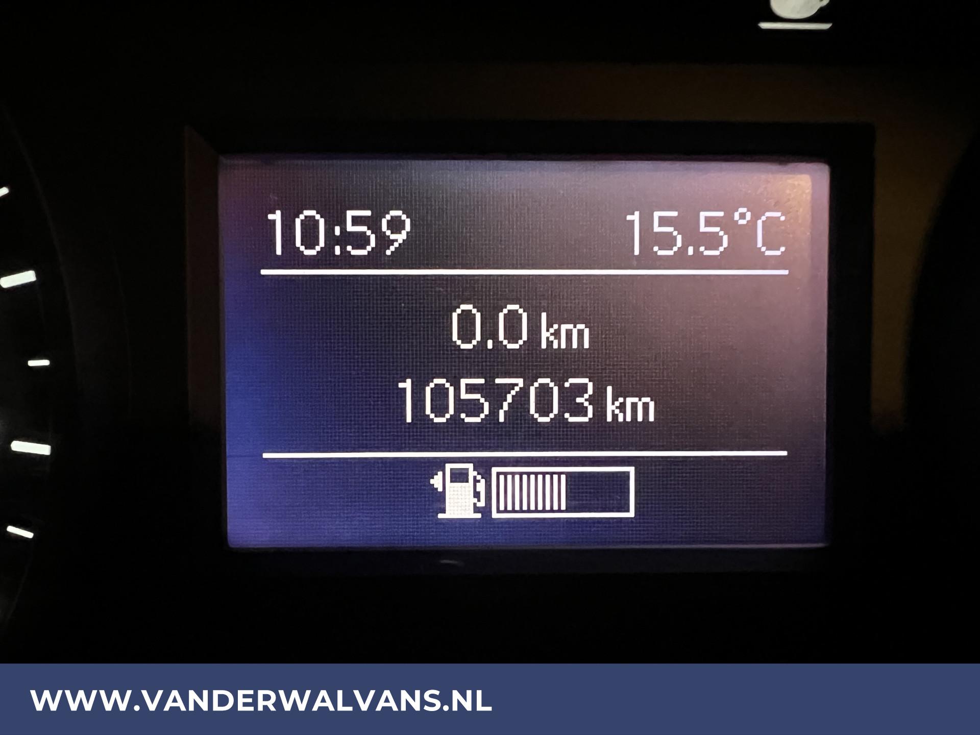 Foto 19 van Mercedes-Benz Vito 110 CDI L2H1 Euro6 Airco | Trekhaak | Bijrijdersbank