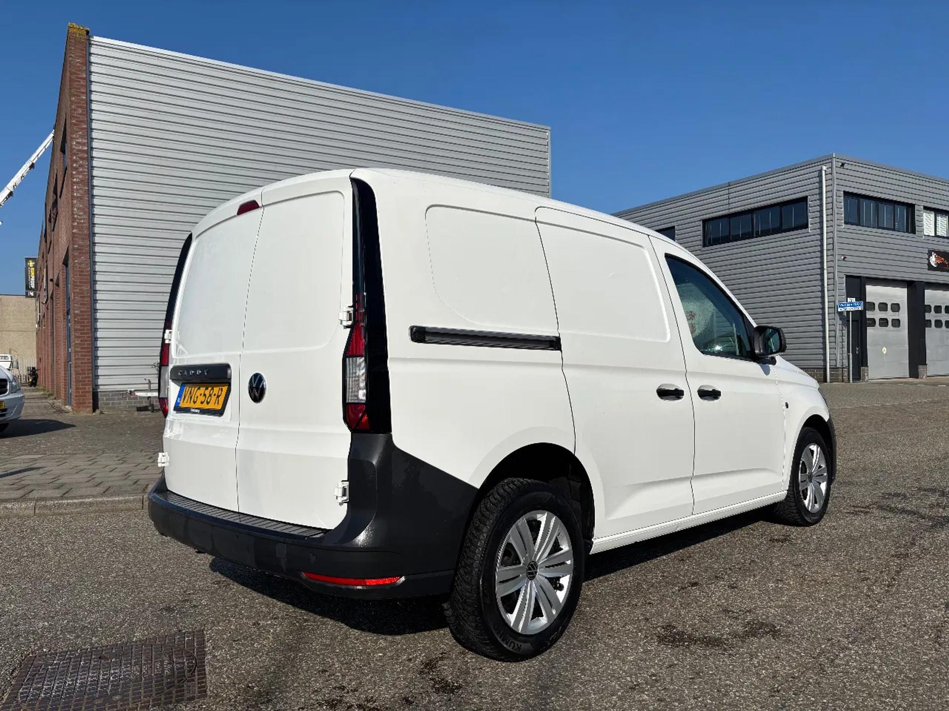 Foto 4 van Volkswagen Cargo 2.0TDI L1H1 Airco Cruisecontrol Apple CarPlay 68.400KM EURO 6