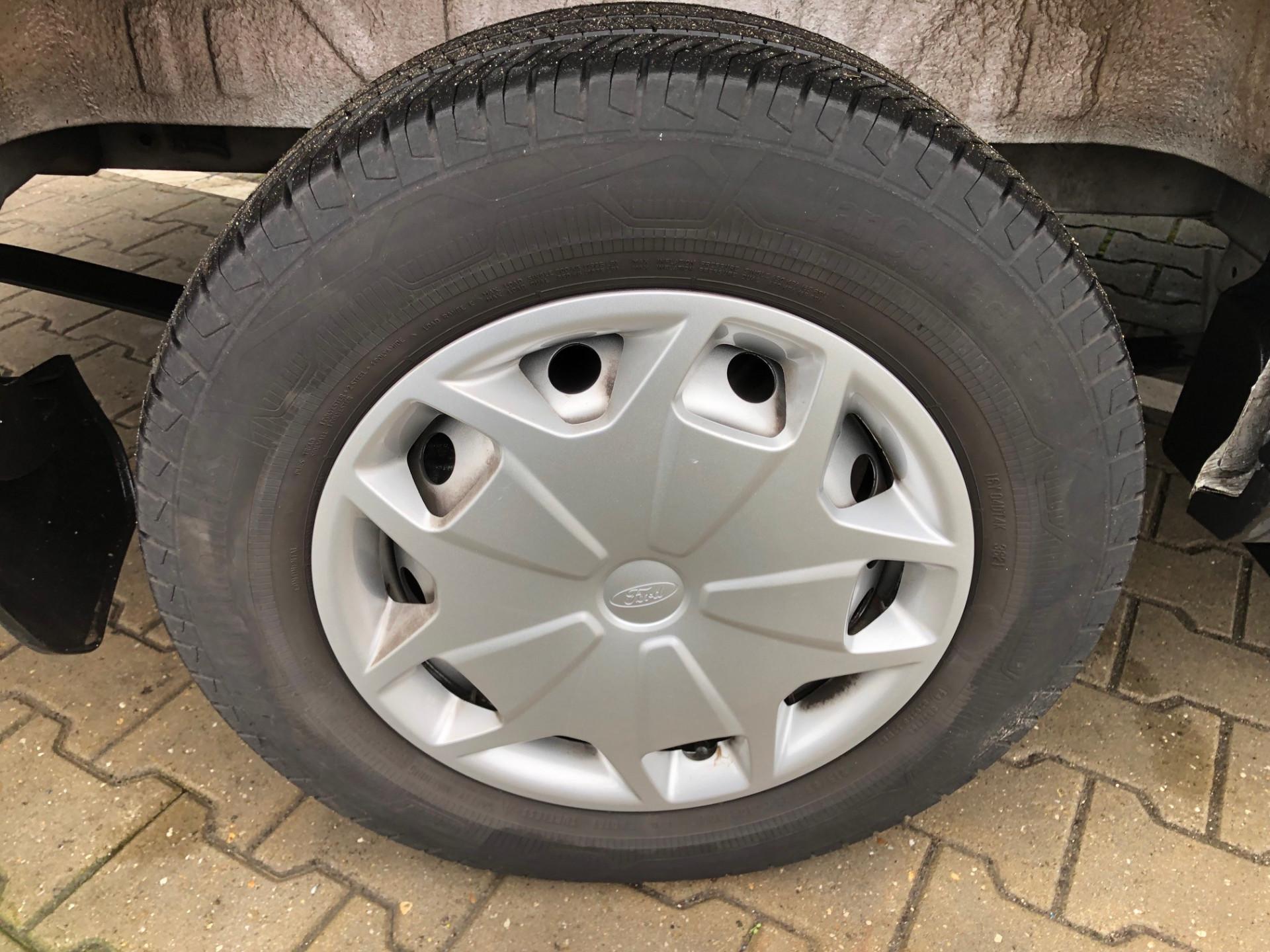 Foto 12 van Ford 290 2.0 TDCI Trend