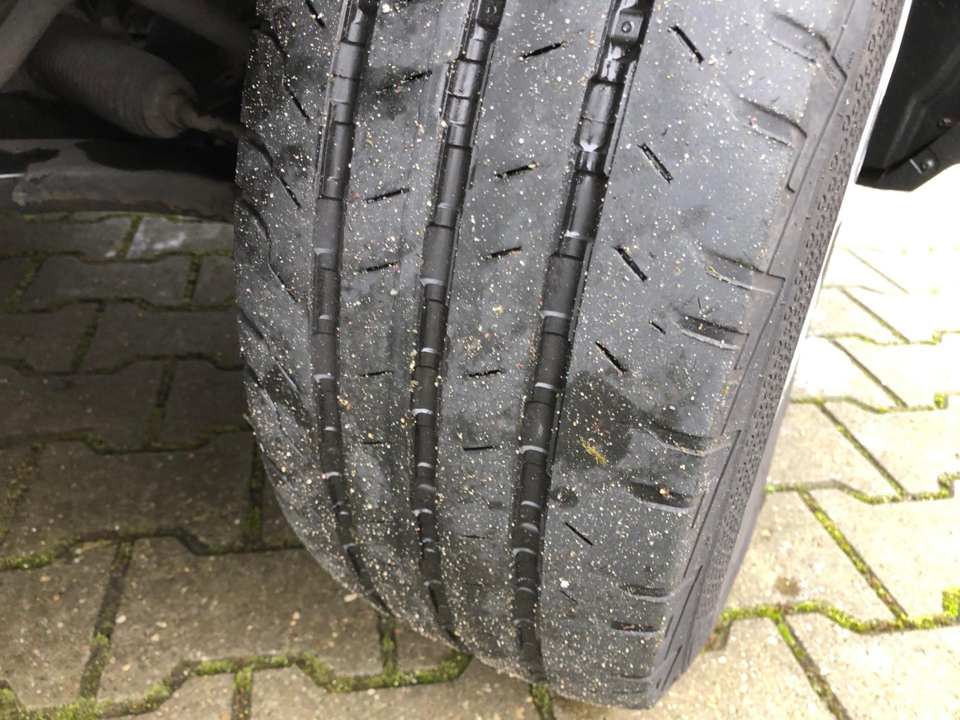Foto 15 van Ford 290 2.0 TDCI Trend