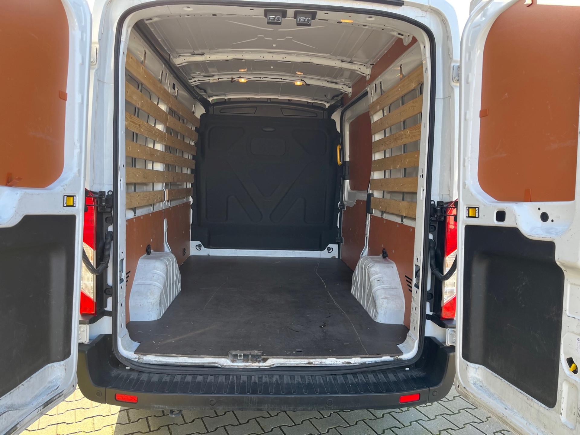 Foto 5 van Ford 290 2.0 TDCI Trend