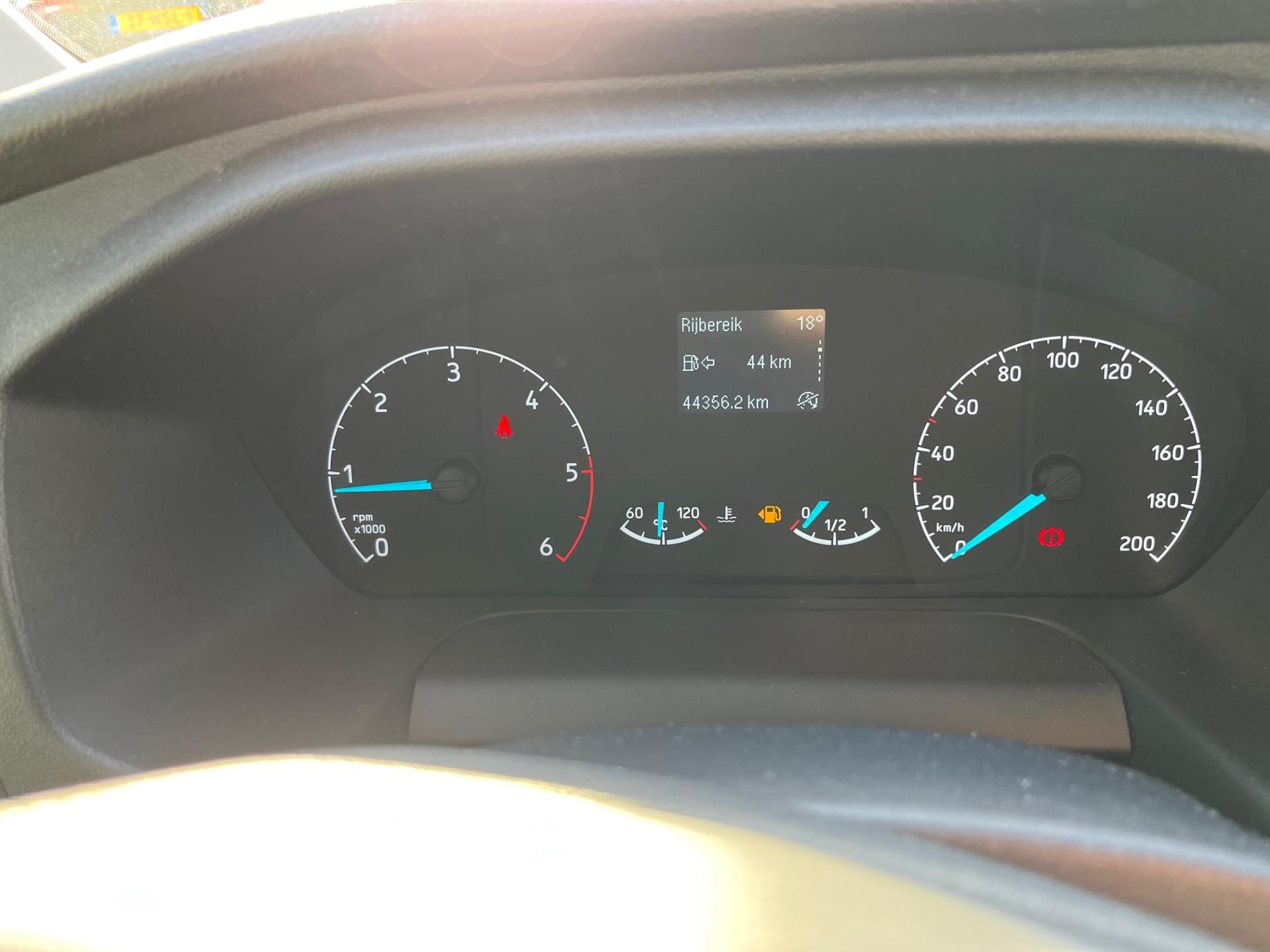 Foto 9 van Ford 290 2.0 TDCI Trend