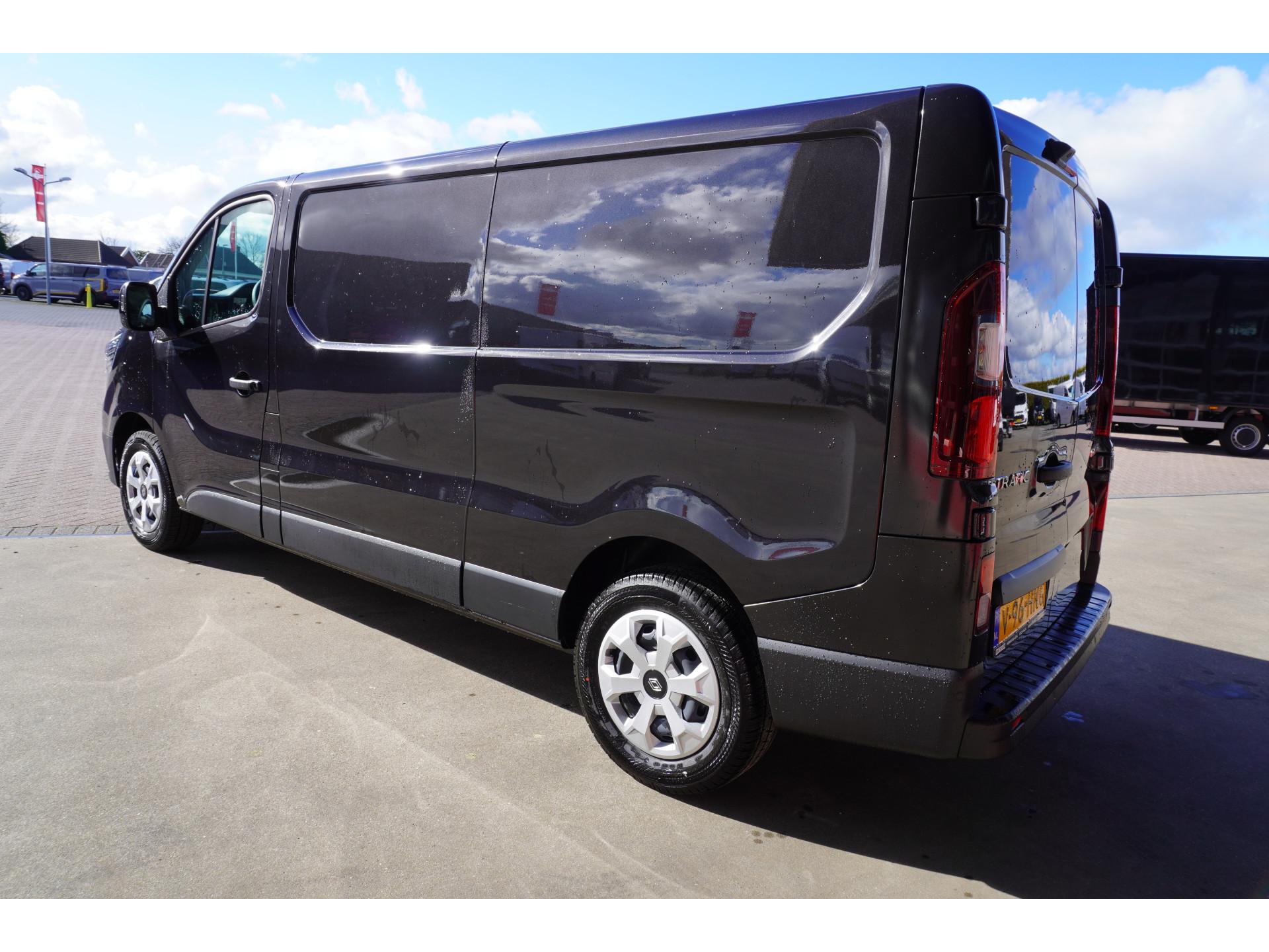Foto 6 van Renault 2.0 Blue dCi 130 T30 L2H1 Advance