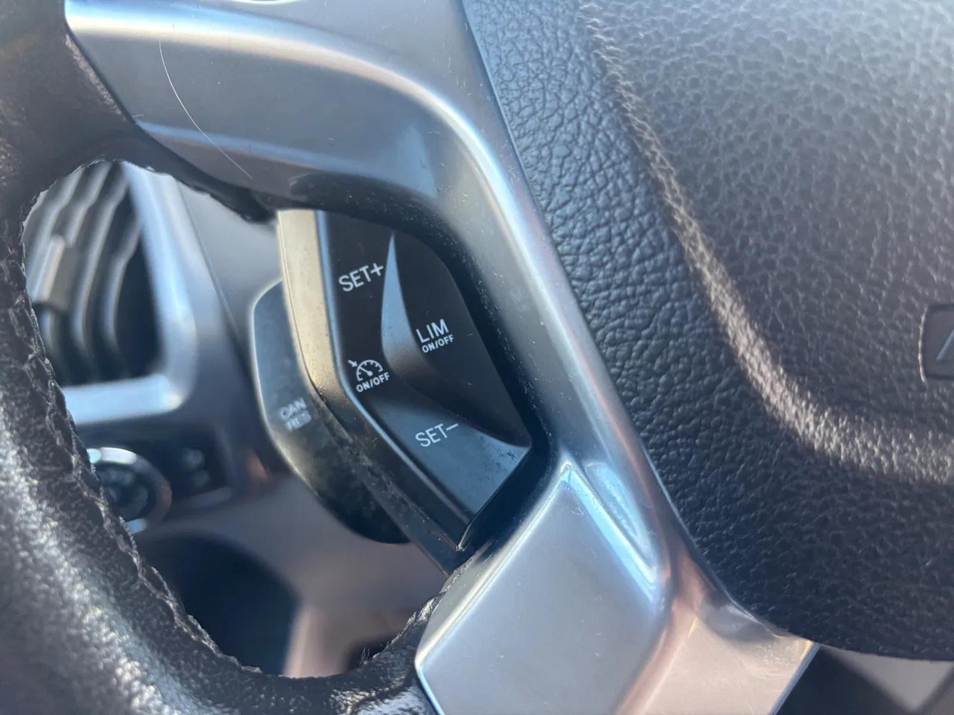 Foto 17 van Ford 2.0TDCI L1H1 170PK Dubbelcabine Airco Navi Cruisecontrol Trekhaak EURO 6