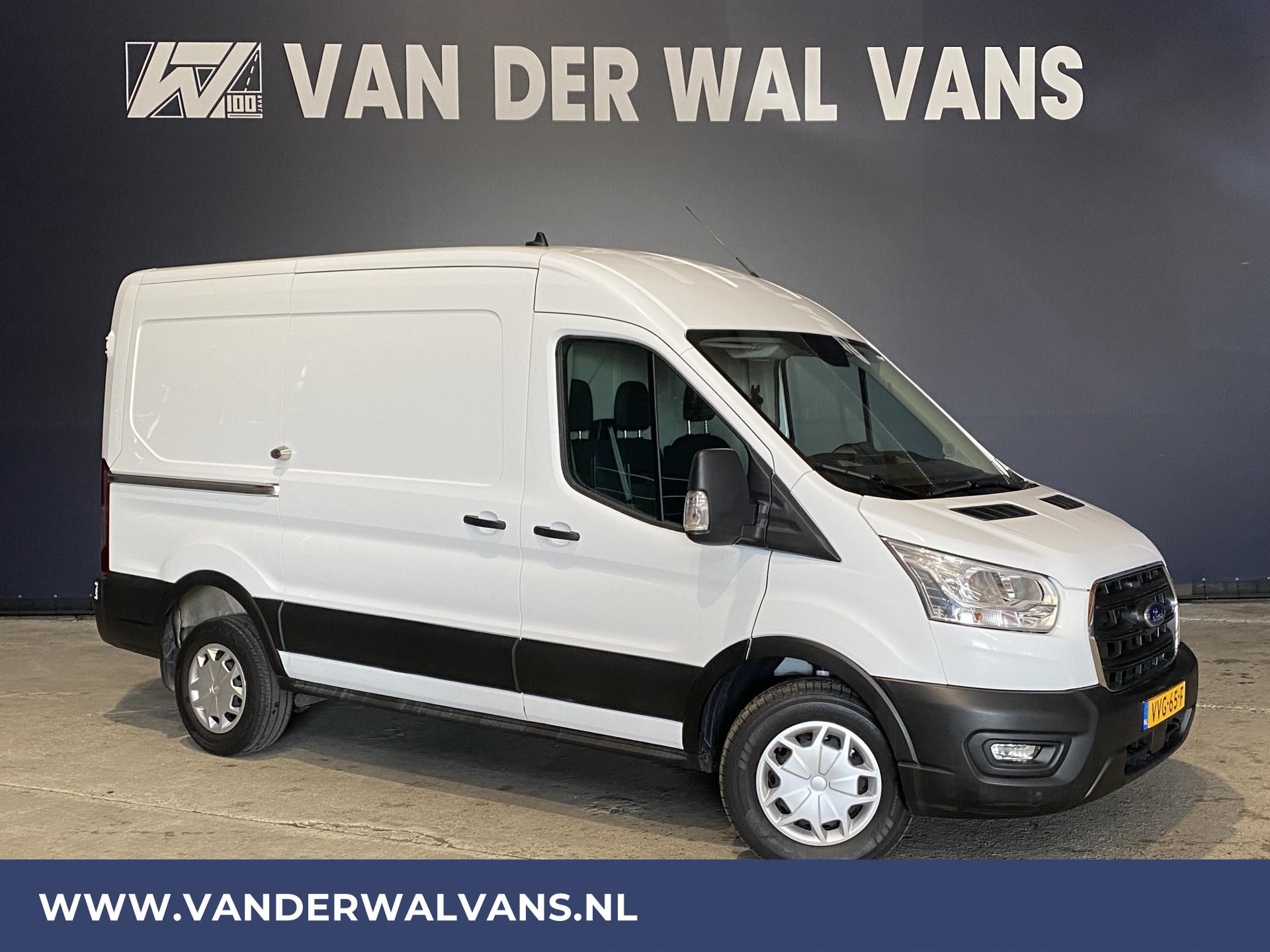 Foto 1 van Ford 2.0TDCI 130pk L2H2 Euro6 Airco | Cruise | 3-zits