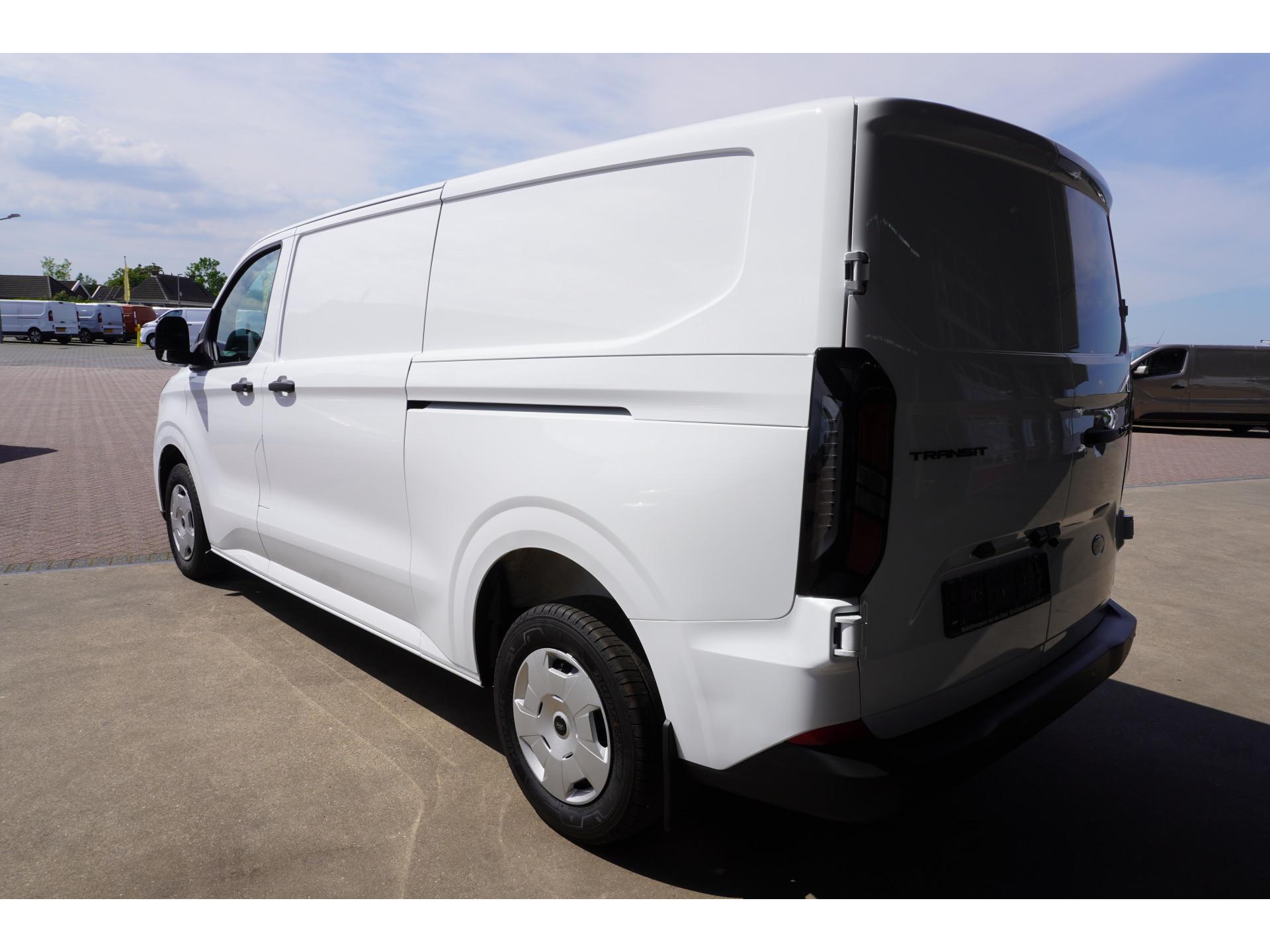 Foto 7 van Ford Transit Custom 320L 2.0 TDCI 170PK L2H1 Trend Automaat Schuifdeur L / R