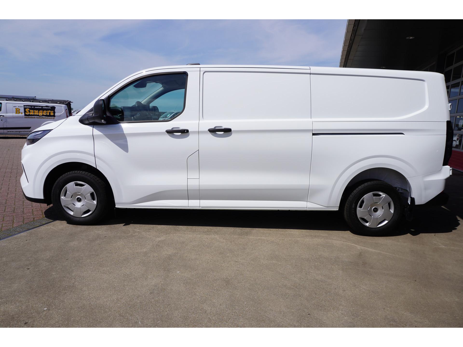 Foto 8 van Ford Transit Custom 320L 2.0 TDCI 170PK L2H1 Trend Automaat Schuifdeur L / R