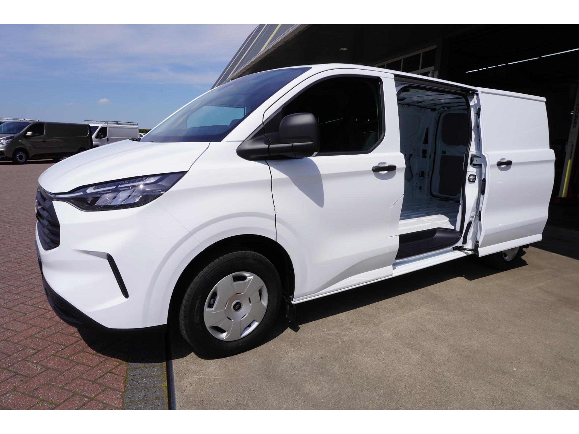 Foto 9 van Ford Transit Custom 320L 2.0 TDCI 170PK L2H1 Trend Automaat Schuifdeur L / R