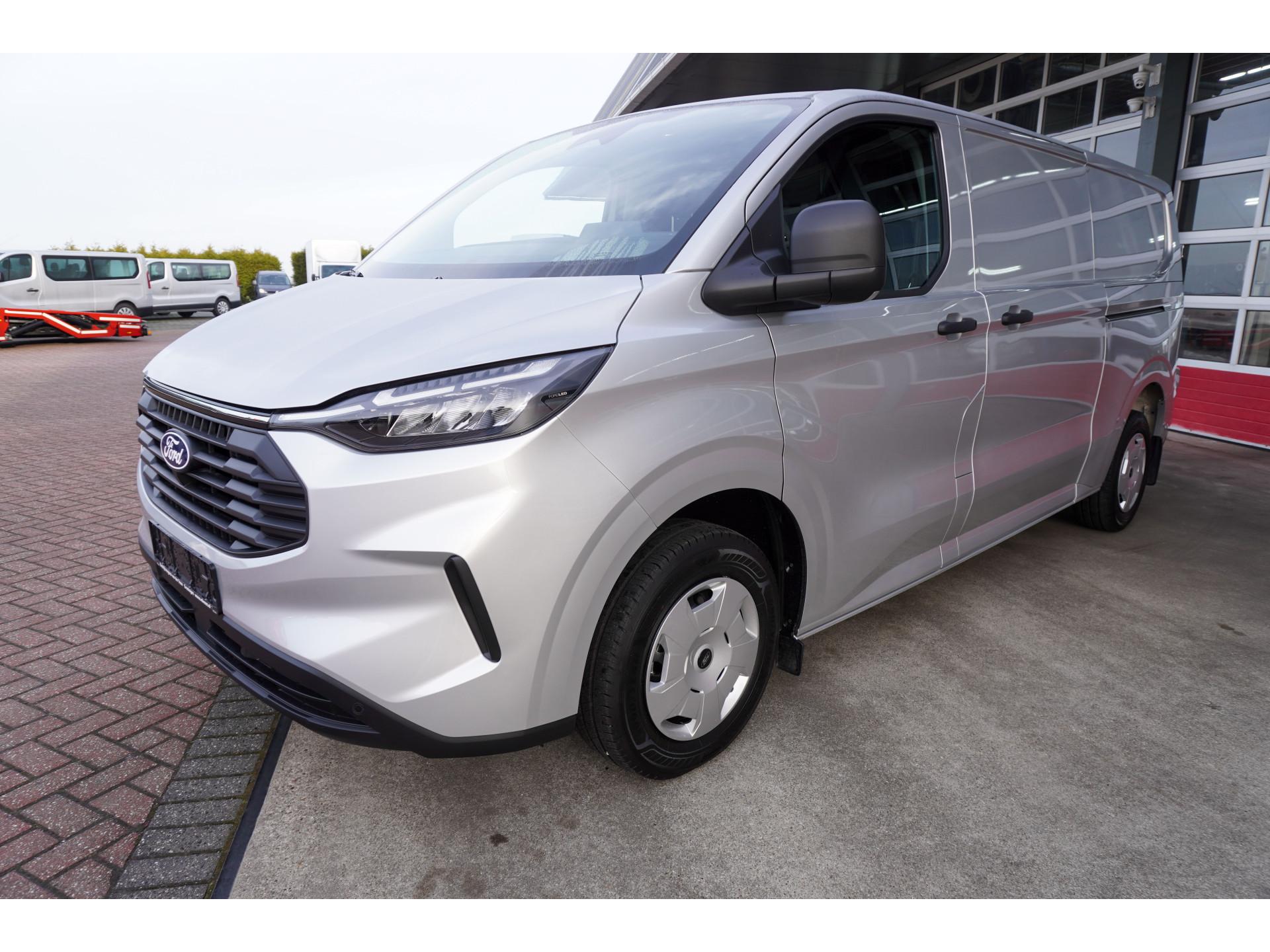 Foto 10 van Ford Transit Custom 320L 2.0 TDCI 170PK L2H1 Trend Automaat Schuifdeur L / R