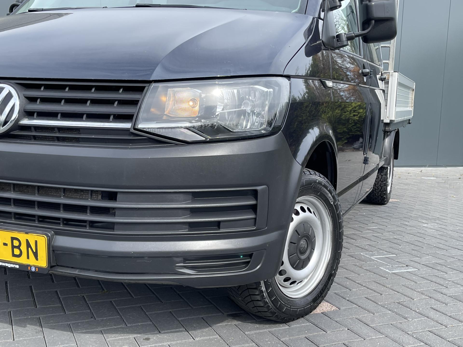 Foto 16 van Volkswagen Transporter 2.0 TDI 150 PK EURO 6 / 4X4 / DUBBELE CABINE / PICK UP / 4MOTION / TREKHAAK / DUBBEL CABINE