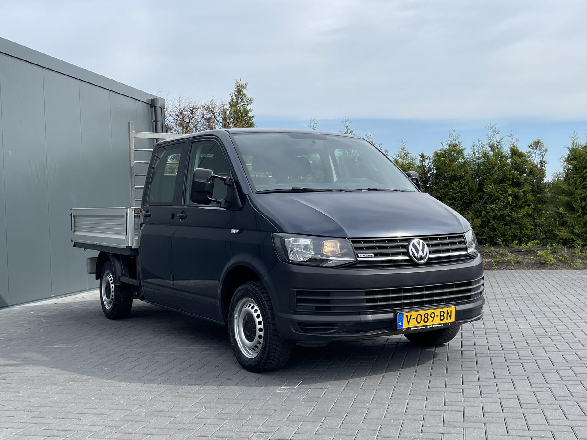 Foto 3 van Volkswagen Transporter 2.0 TDI 150 PK EURO 6 / 4X4 / DUBBELE CABINE / PICK UP / 4MOTION / TREKHAAK / DUBBEL CABINE