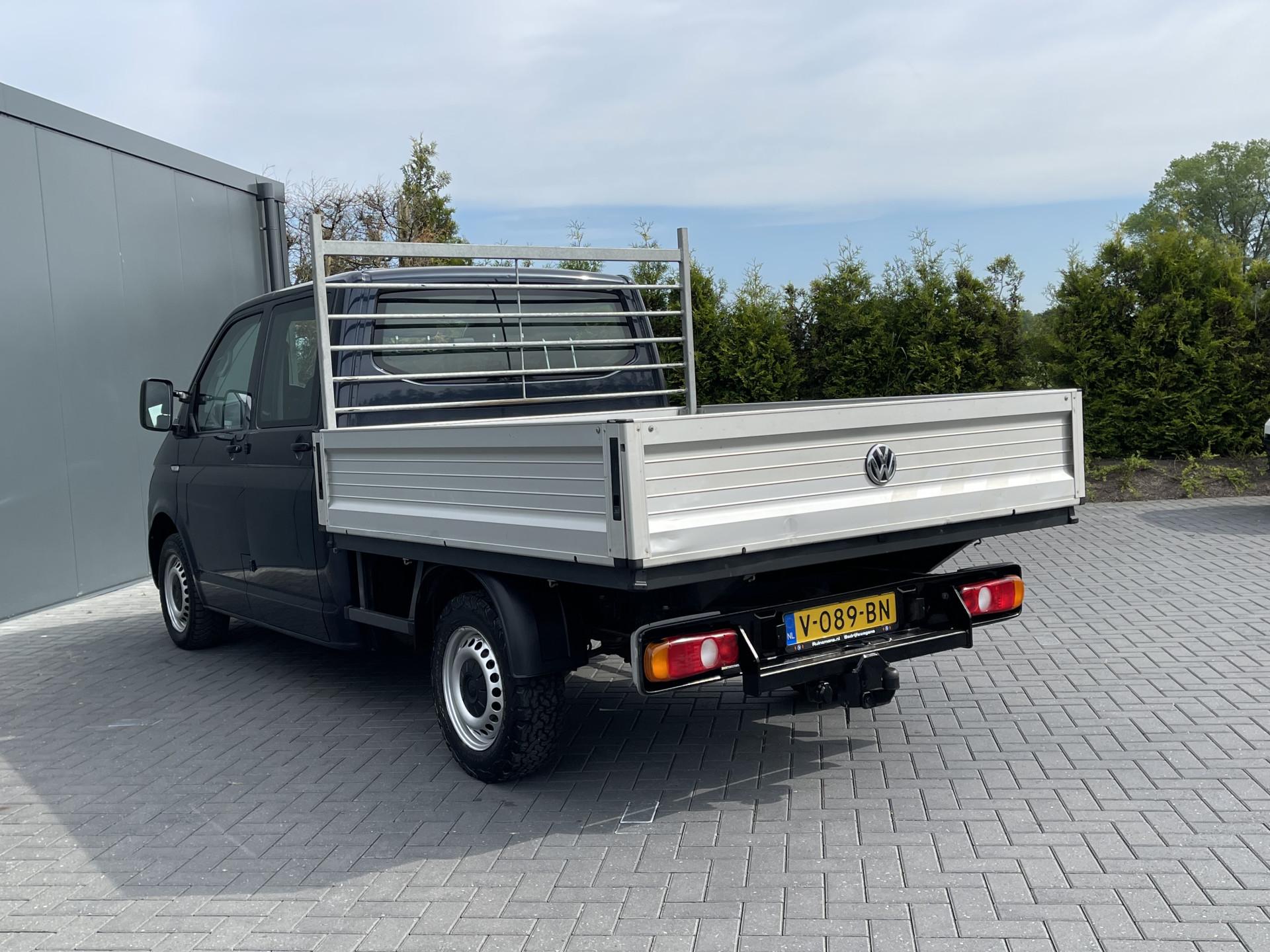 Foto 4 van Volkswagen Transporter 2.0 TDI 150 PK EURO 6 / 4X4 / DUBBELE CABINE / PICK UP / 4MOTION / TREKHAAK / DUBBEL CABINE