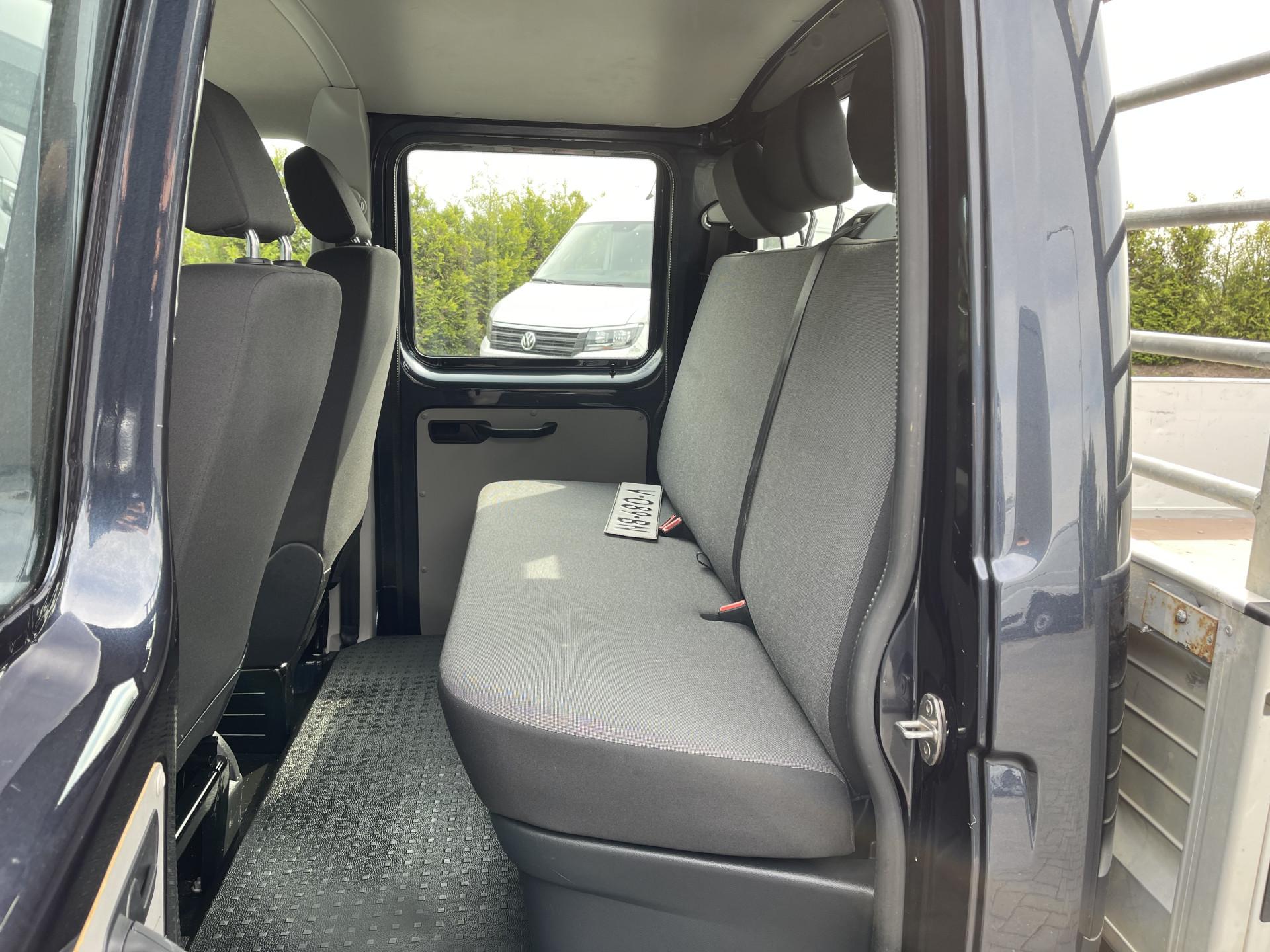 Foto 6 van Volkswagen Transporter 2.0 TDI 150 PK EURO 6 / 4X4 / DUBBELE CABINE / PICK UP / 4MOTION / TREKHAAK / DUBBEL CABINE