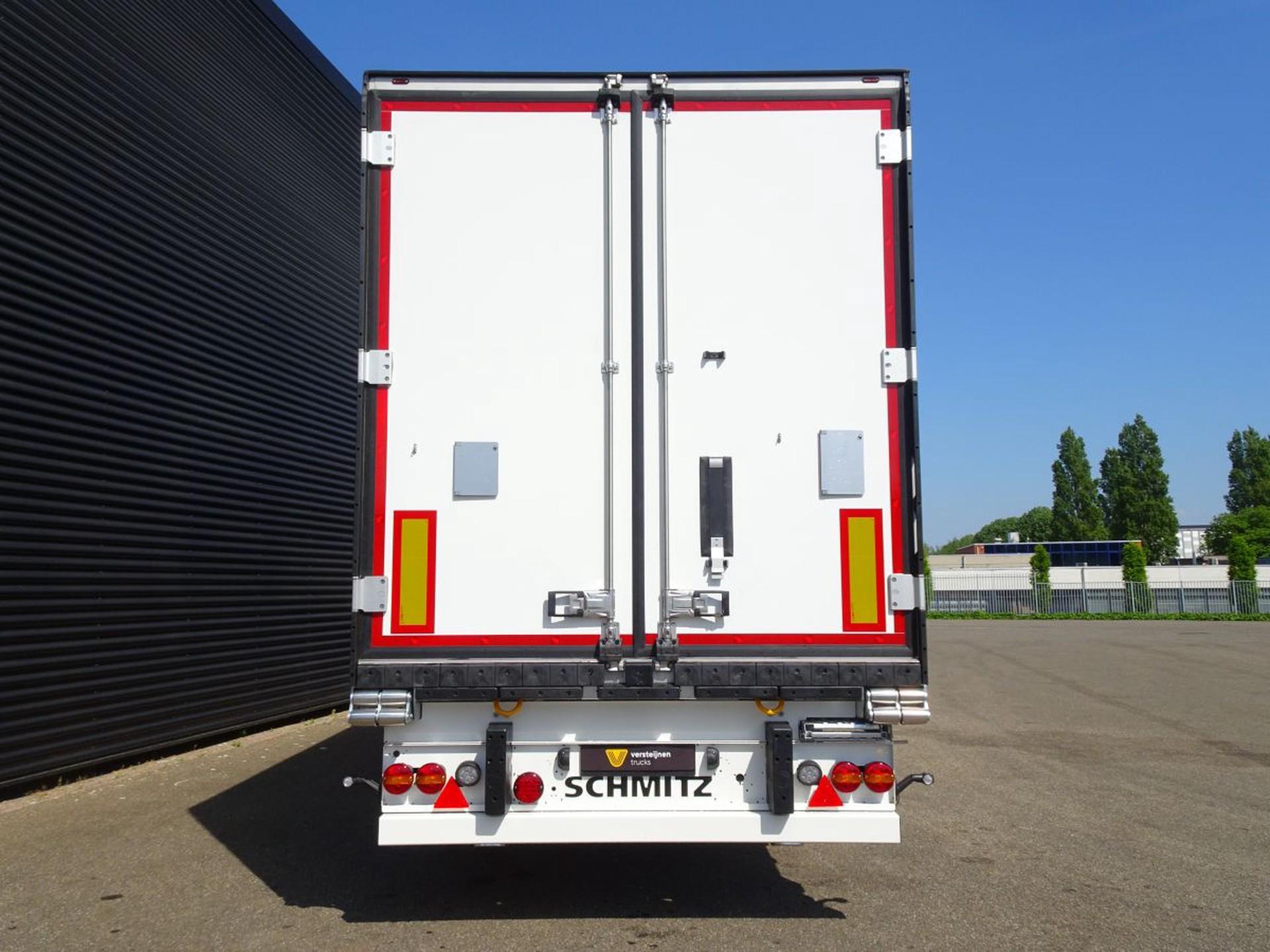Foto 4 van Schmitz Cargobull SKO 24/L THERMOKING SLXI 300 / DOPPEL STOCK