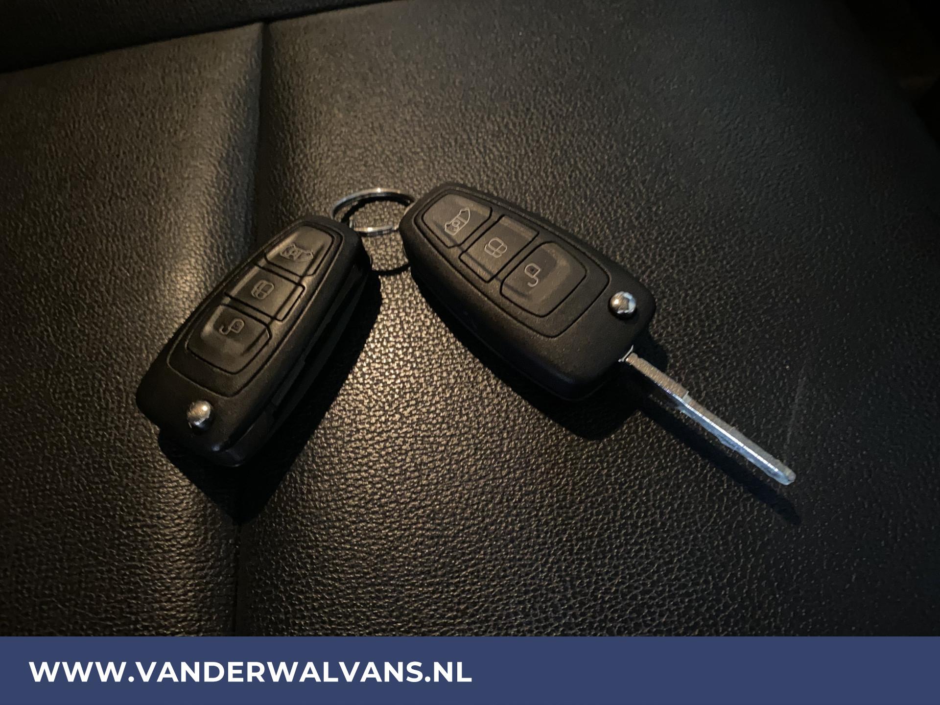 Foto 18 van Ford Transit Custom 2.0TDCI L2H1 Trend Euro6 Airco | Cruise | 2800KG Trekvermogen