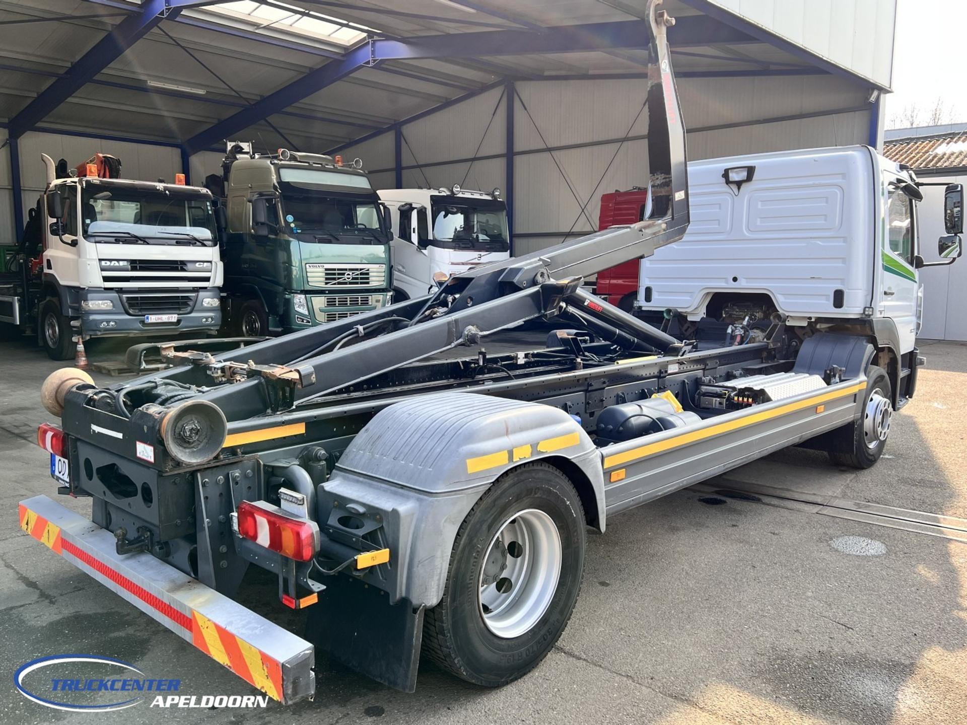 Foto 3 van Mercedes-Benz Atego 1527