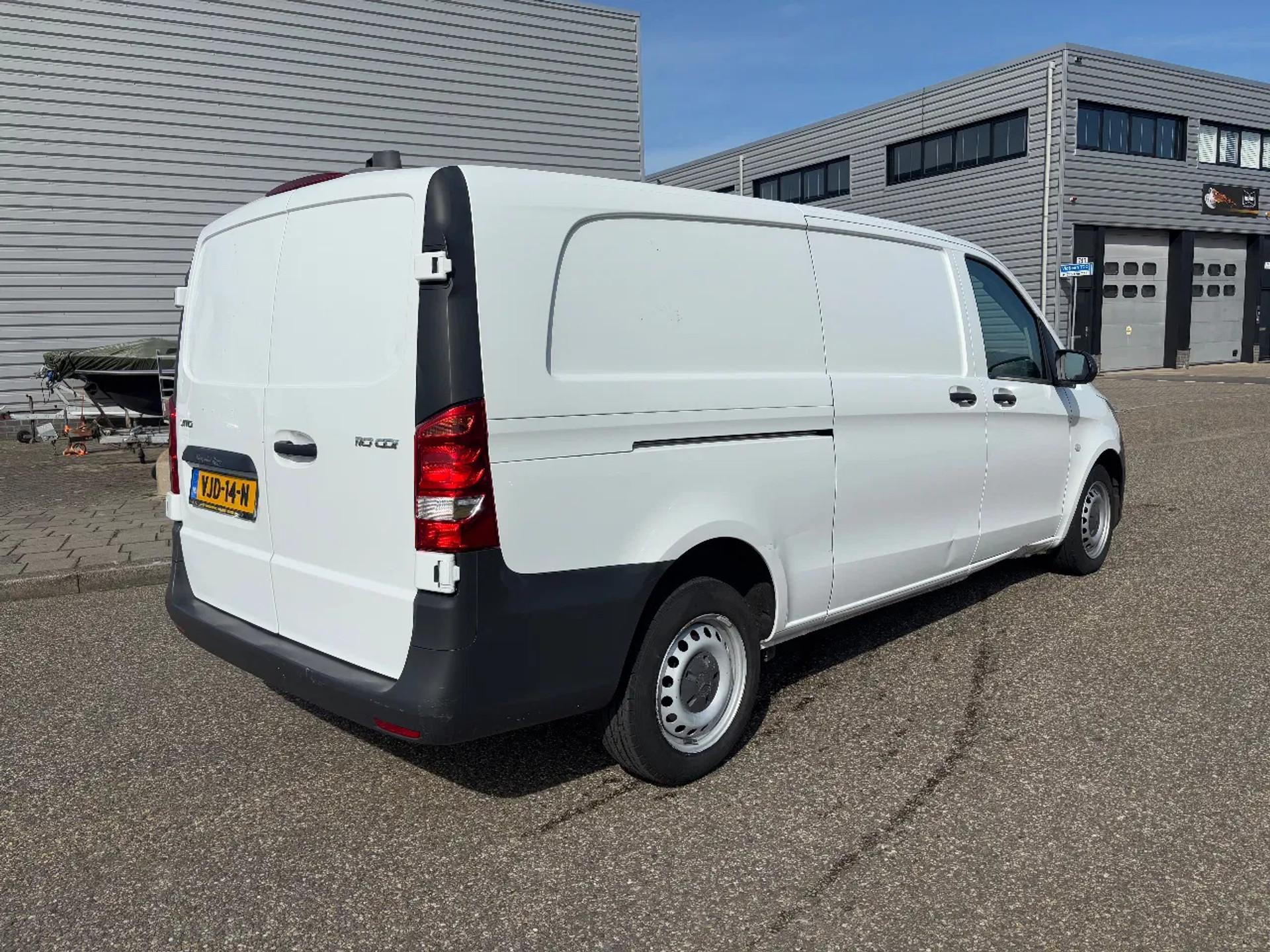 Foto 4 van Mercedes-Benz 110CDI L3H1 Airco Cruisecontrol EURO 6