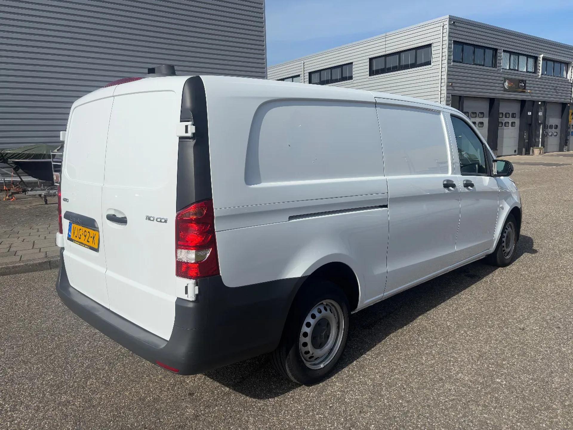 Foto 4 van Mercedes-Benz 110CDI L3H1 Airco Cruisecontrol EURO 6