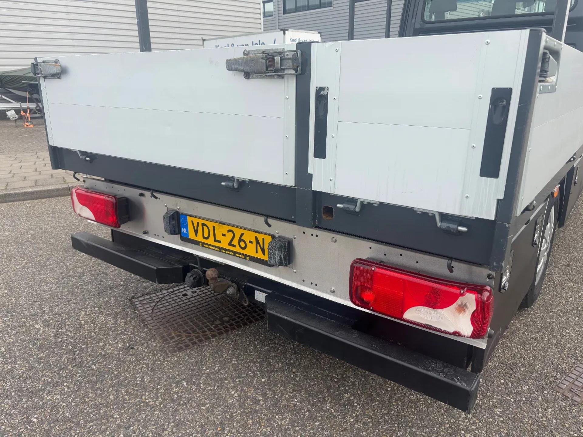 Foto 8 van Mercedes-Benz 316CDI Openlaadbak Automaat Airco Navi Trekhaak EURO 6
