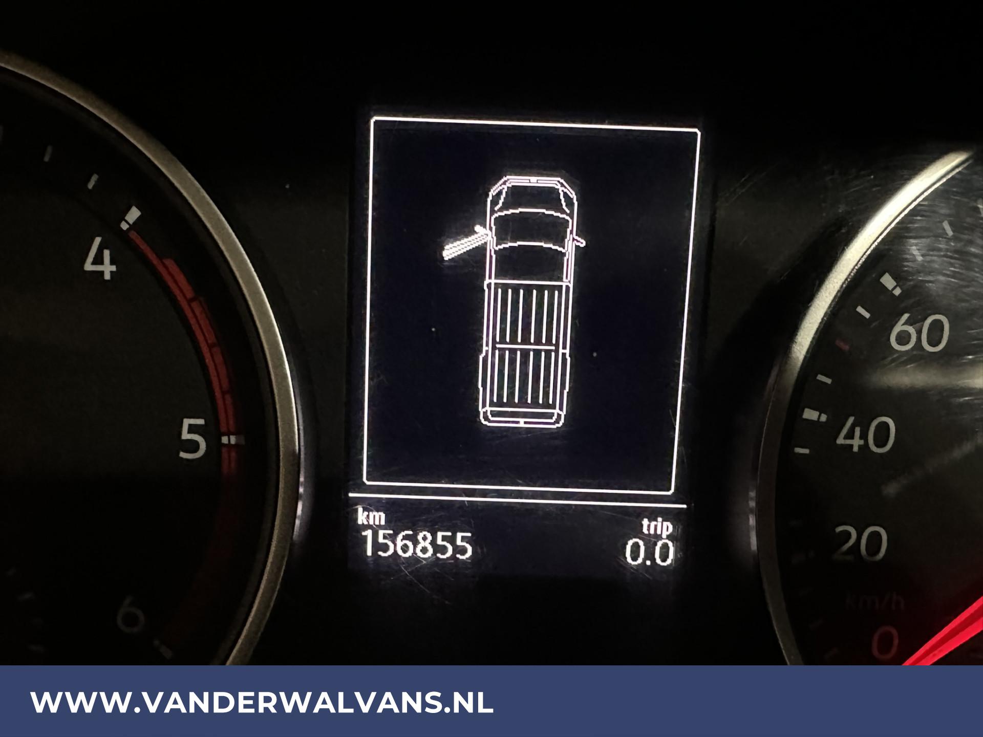 Foto 18 van Volkswagen Crafter 2.0 TDI 140pk L3H2 L2H1 Euro6 Airco | 2x zijdeur | Apple Carplay | Android Auto