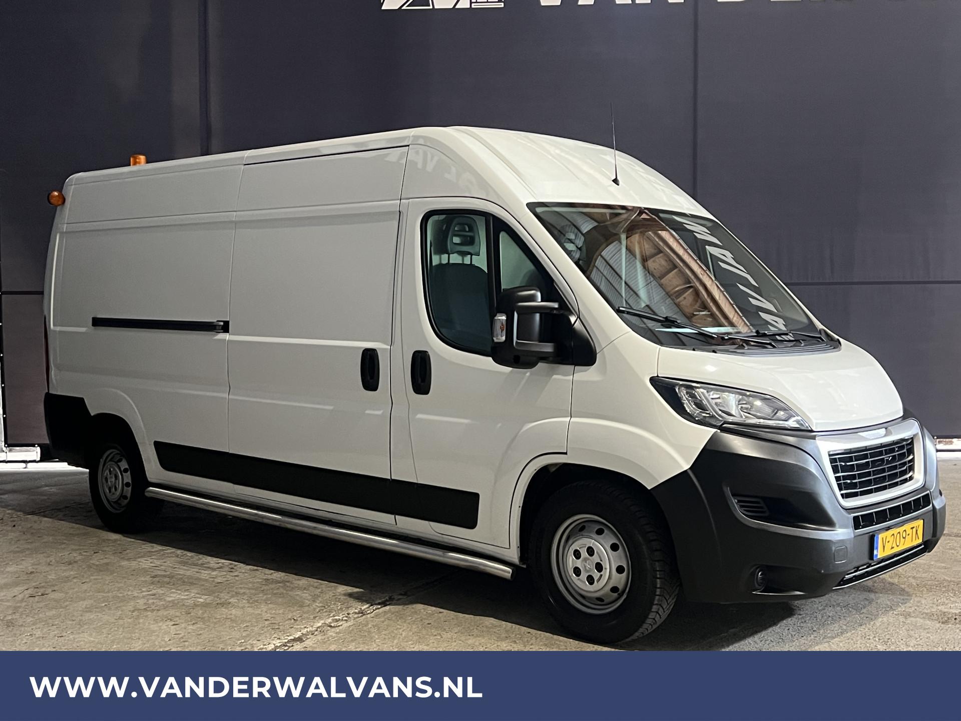 Foto 10 van Peugeot Boxer 2.0 BlueHDI 131pk L3H2 Euro6 Airco | BPM VRIJ | 3000kg Trekhaak