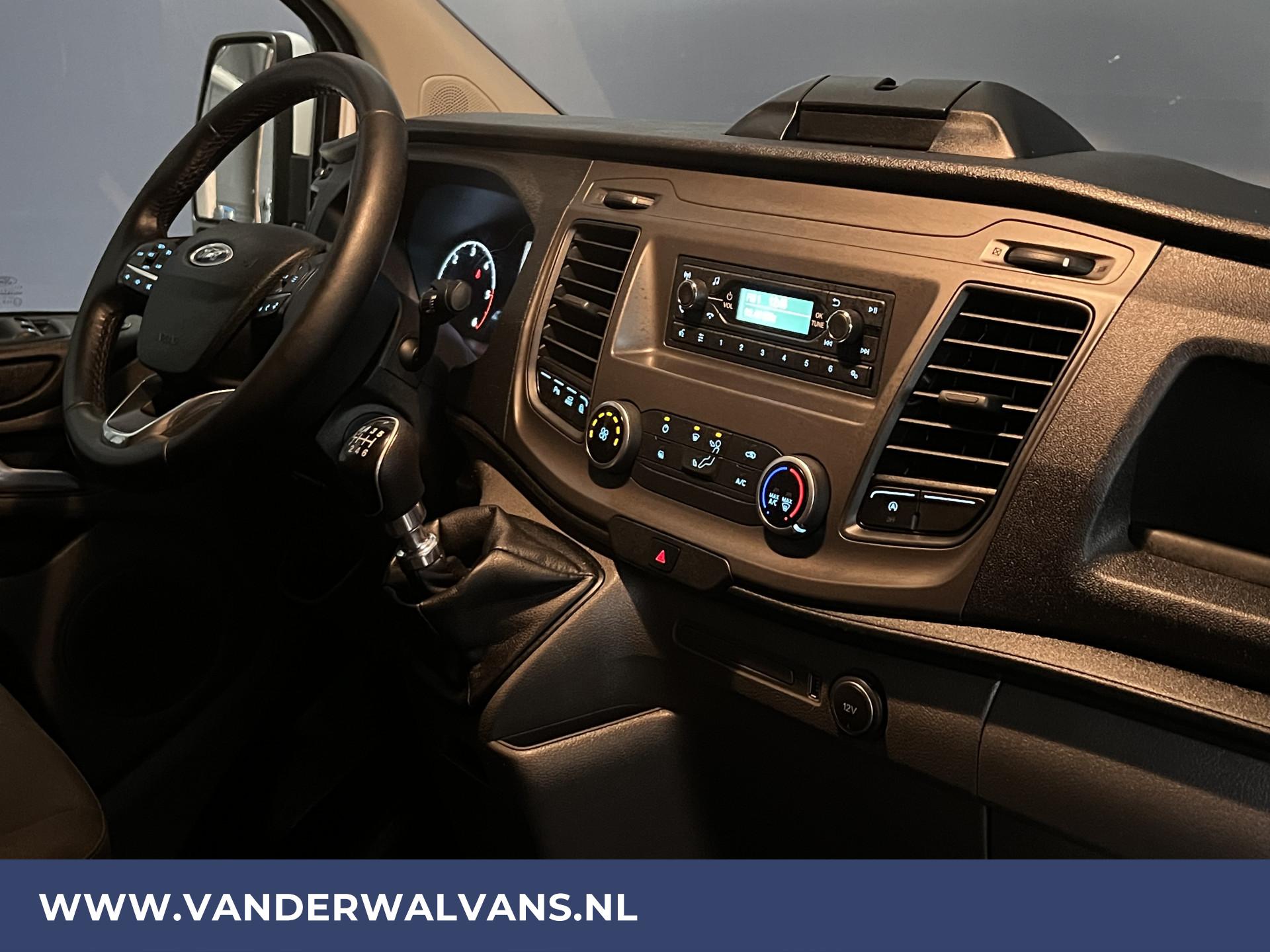 Foto 13 van Ford Transit Custom 2.0TDCI L1H1 Euro6 Airco | LED | Cruisecontrol | Parkeersensoren