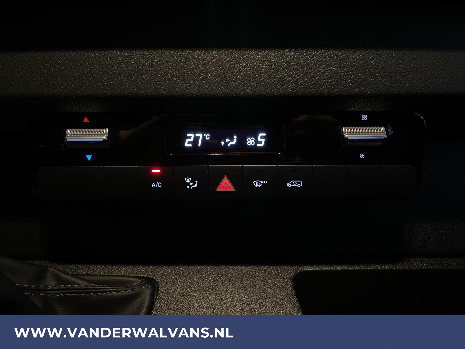 Foto 4 van Mercedes-Benz Sprinter 314CDI 143pk L2H2 Euro6 Airco | Bijrijdersbank | Bluetooth telefoonvoorbereiding
