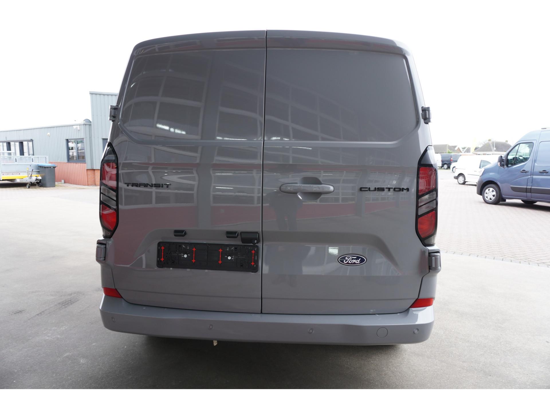 Foto 6 van Ford 320 2.0 TDCI 170PK L2H1 Limited Automaat Schuifdeur L/R