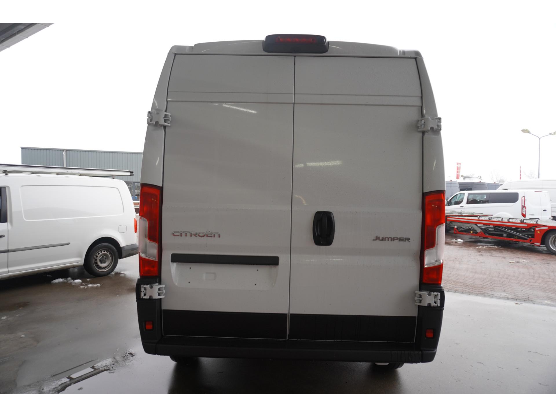 Foto 6 van Citroën 2.2 BlueHDi 140PK S&S L2H2 3.5t Automaat