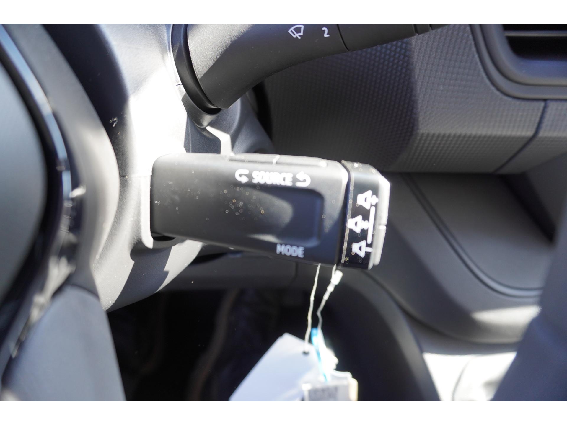 Foto 21 van Renault 2.0 Blue dCi 130PK T29 L2H1 Start Dubbelcabine