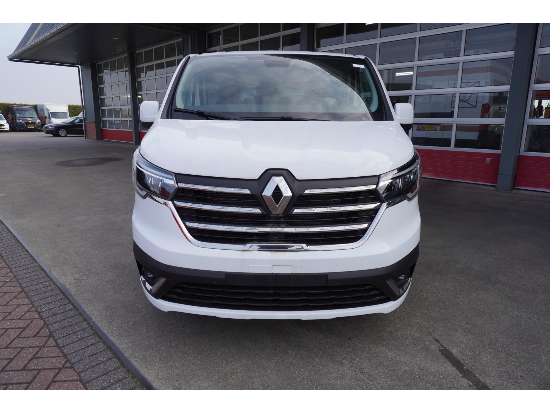 Foto 11 van Renault 2.0 dCi 130PK L2H1 Work Edition Schuifdeur L/R