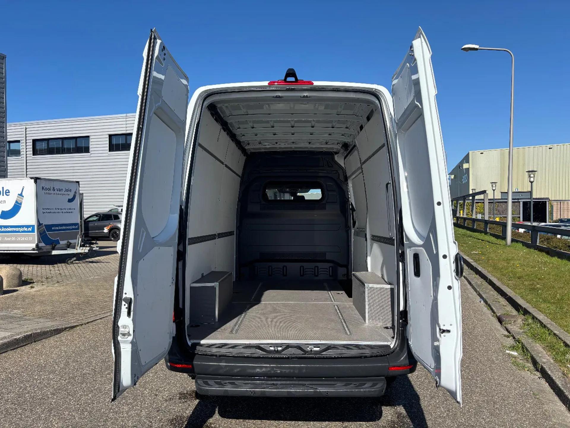Foto 8 van Mercedes-Benz 317CDI L2H2 Automaat Airco Navi Cruisecontrol 47000KM