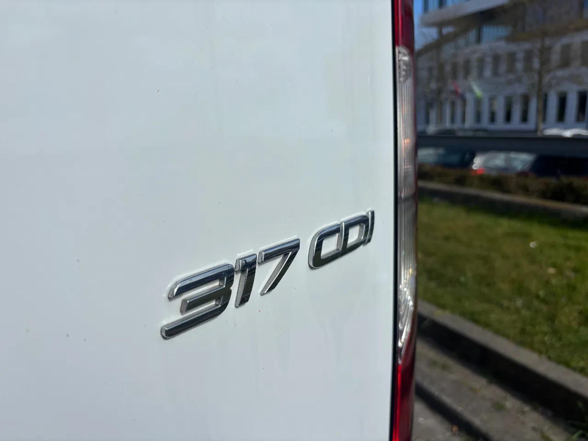 Foto 6 van Mercedes-Benz 317CDI L2H2 Automaat Airco Navi Cruisecontrol 38000KM BPM VRIJ