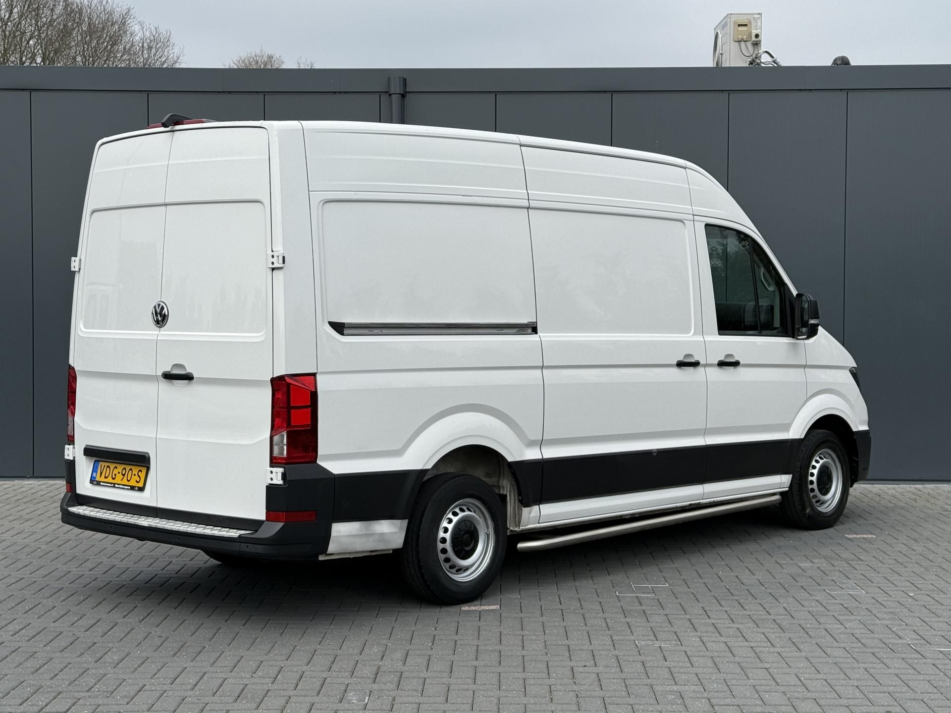 Foto 4 van Volkswagen 35 2.0 TDI HIGHLINE+ / L3H3 / 2x SCHUIFDEUR / 1e EIG. / AIRCO / CRUISE / NAVI / CAMERA / DAB