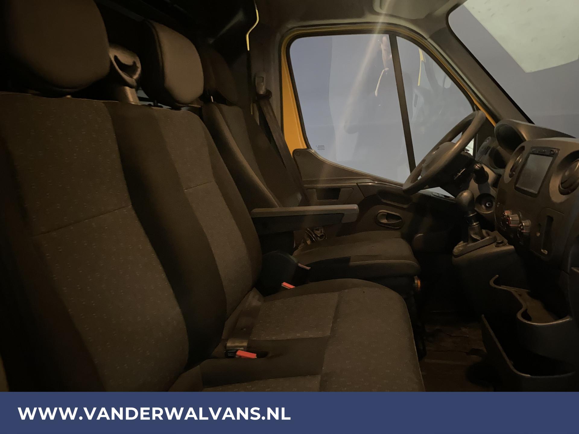 Foto 8 van Opel 2.3CDTI 146pk L4H3 DHL Geel Euro6 Airco | Sidebars | Navigatie | Camera