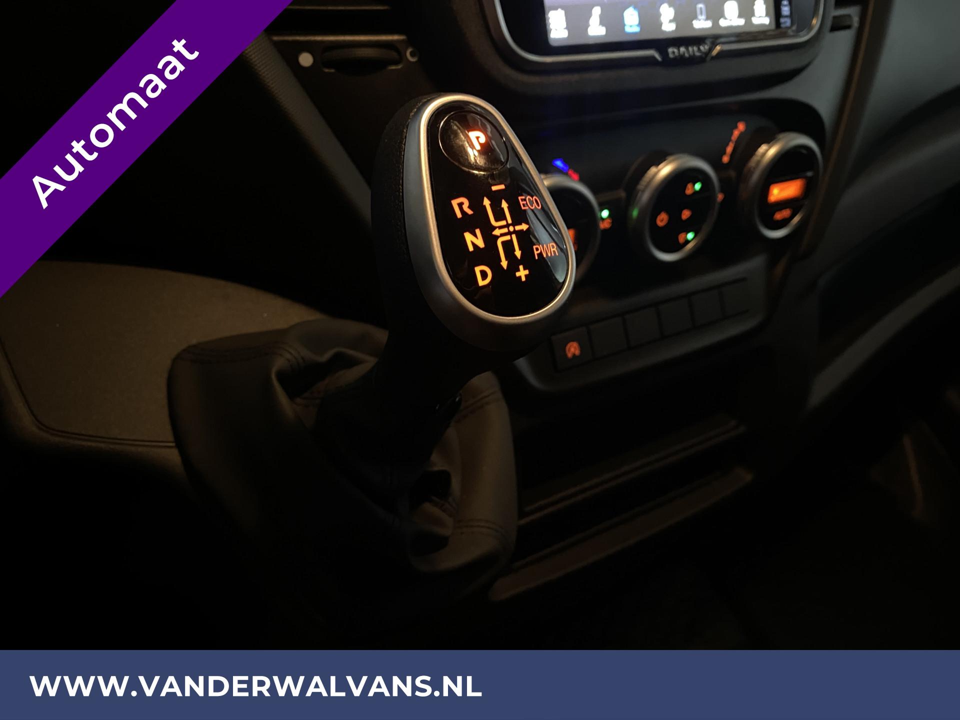 Foto 3 van Iveco 35S16V 160pk Automaat Bakwagen + Laadklep Euro6 Fabrieksgarantie | Airco