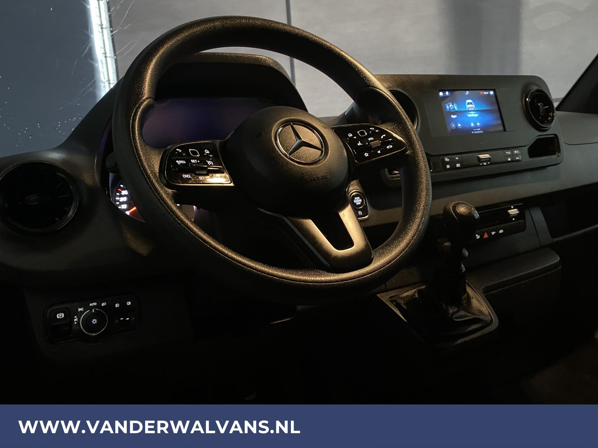 Foto 15 van Mercedes-Benz 314CDI 143pk Achterwielaandrijving L2H2 Euro6 Airco | Camera | Cruisecontrol
