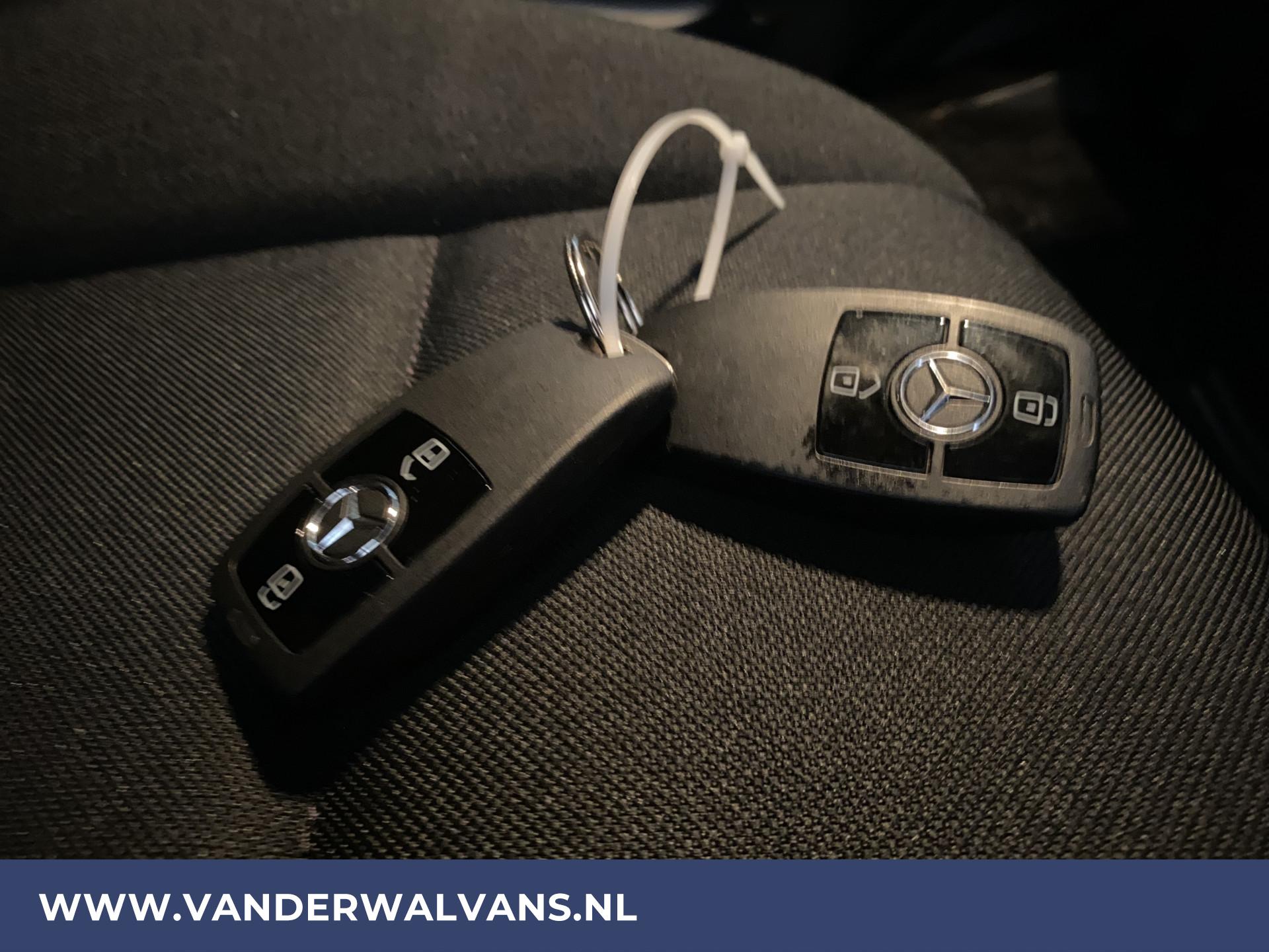 Foto 18 van Mercedes-Benz 315CDI 150pk L3H2 Euro6 Fabrieksgarantie Airco | Camera | Apple Carplay