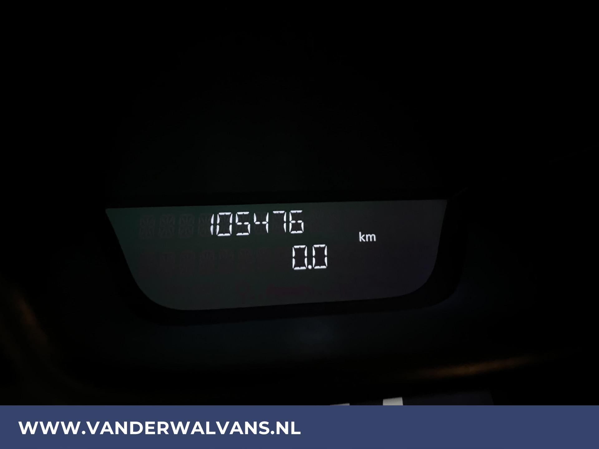 Foto 20 van Opel Vivaro 1.6CDTI 125pk L2H1 Euro6 Airco | Cruisecontrol | Trekhaak