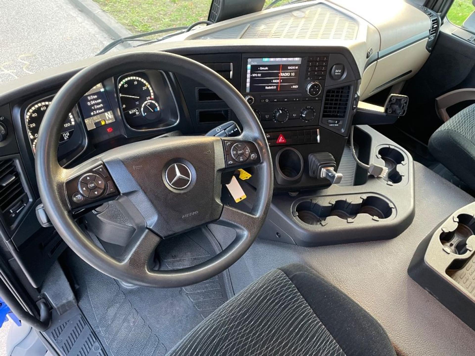 Foto 8 van Mercedes-Benz Actros 1833 ! 2018