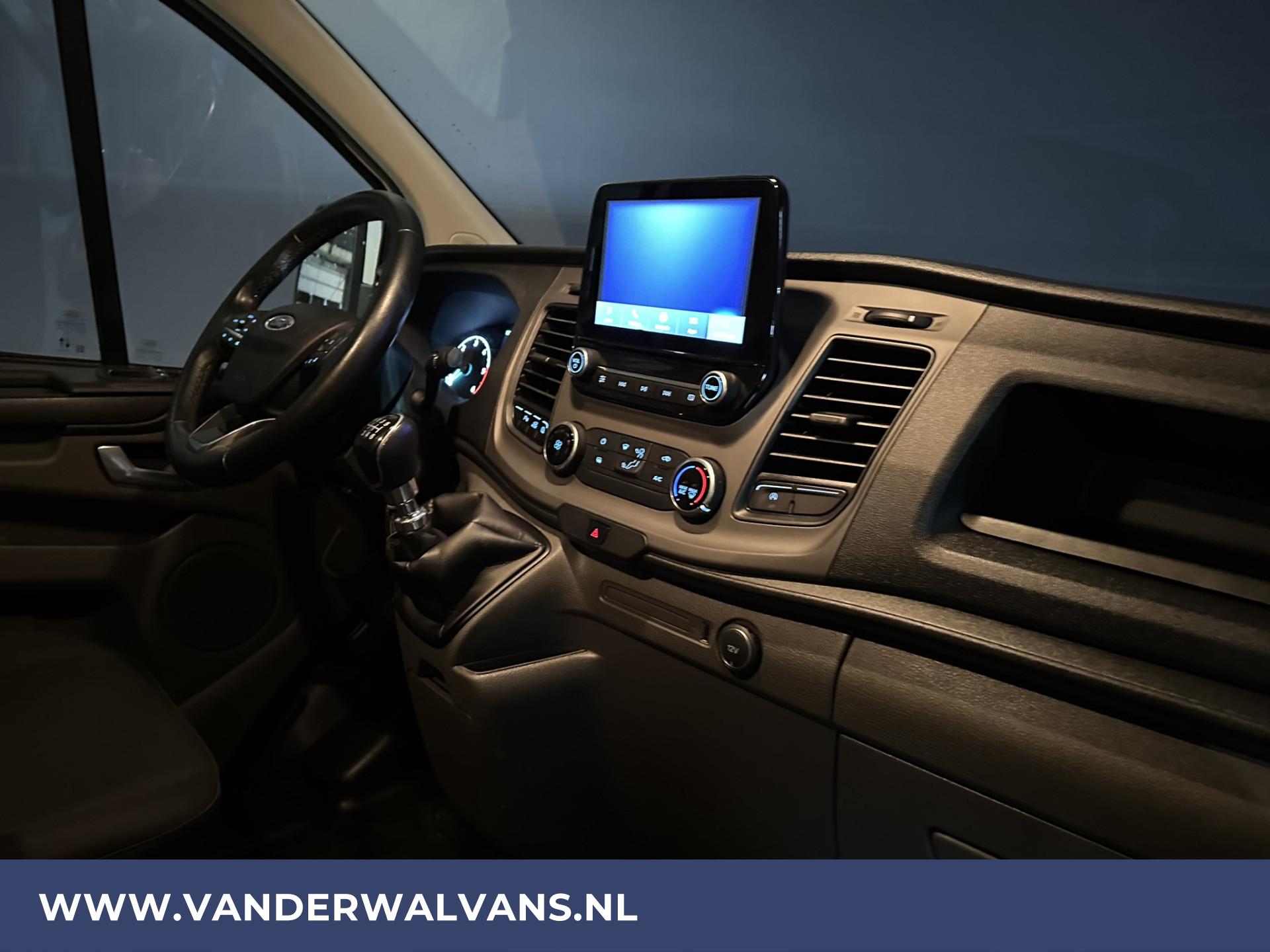 Foto 16 van Ford Transit Custom 2.0 TDCI L1H1 Euro6 Airco | Cruisecontrol | Apple Carplay | Navigatie