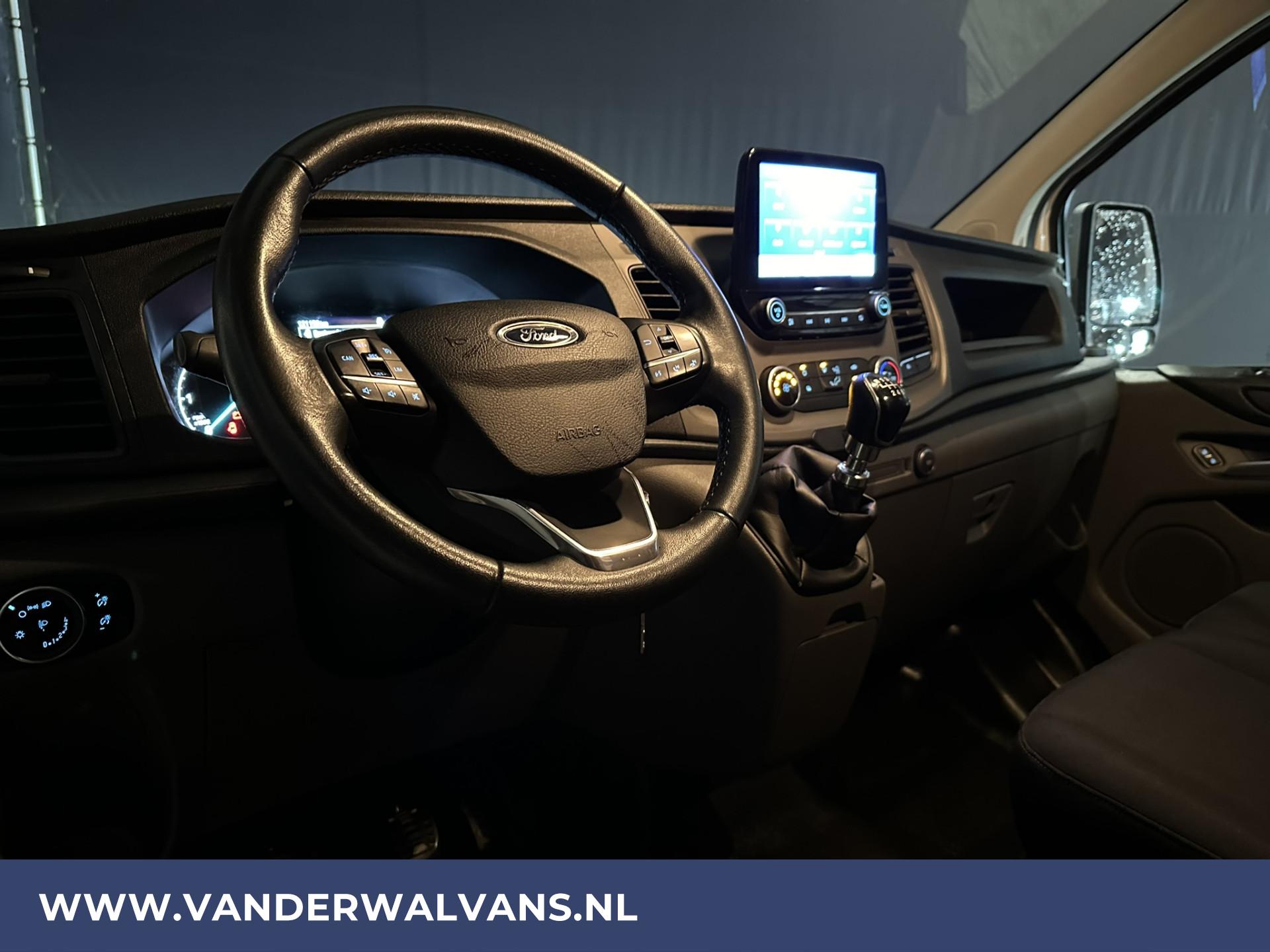 Foto 17 van Ford Transit Custom 2.0 TDCI L1H1 Euro6 Airco | Cruisecontrol | Apple Carplay | Navigatie