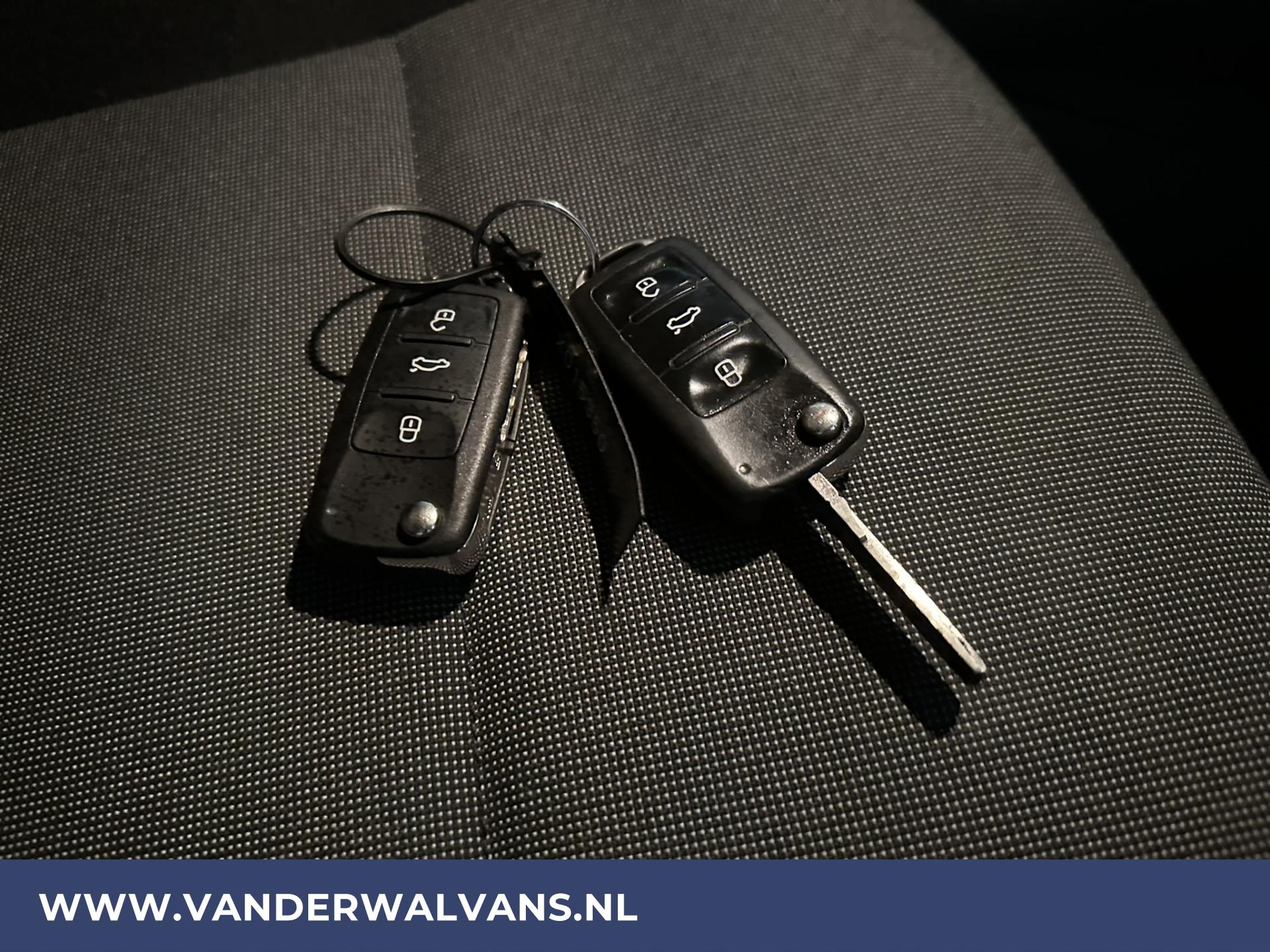 Foto 16 van Volkswagen Caddy 2.0TDI L1H1 Euro6 Airco | Trekhaak | Cruisecontrol | Zijdeur
