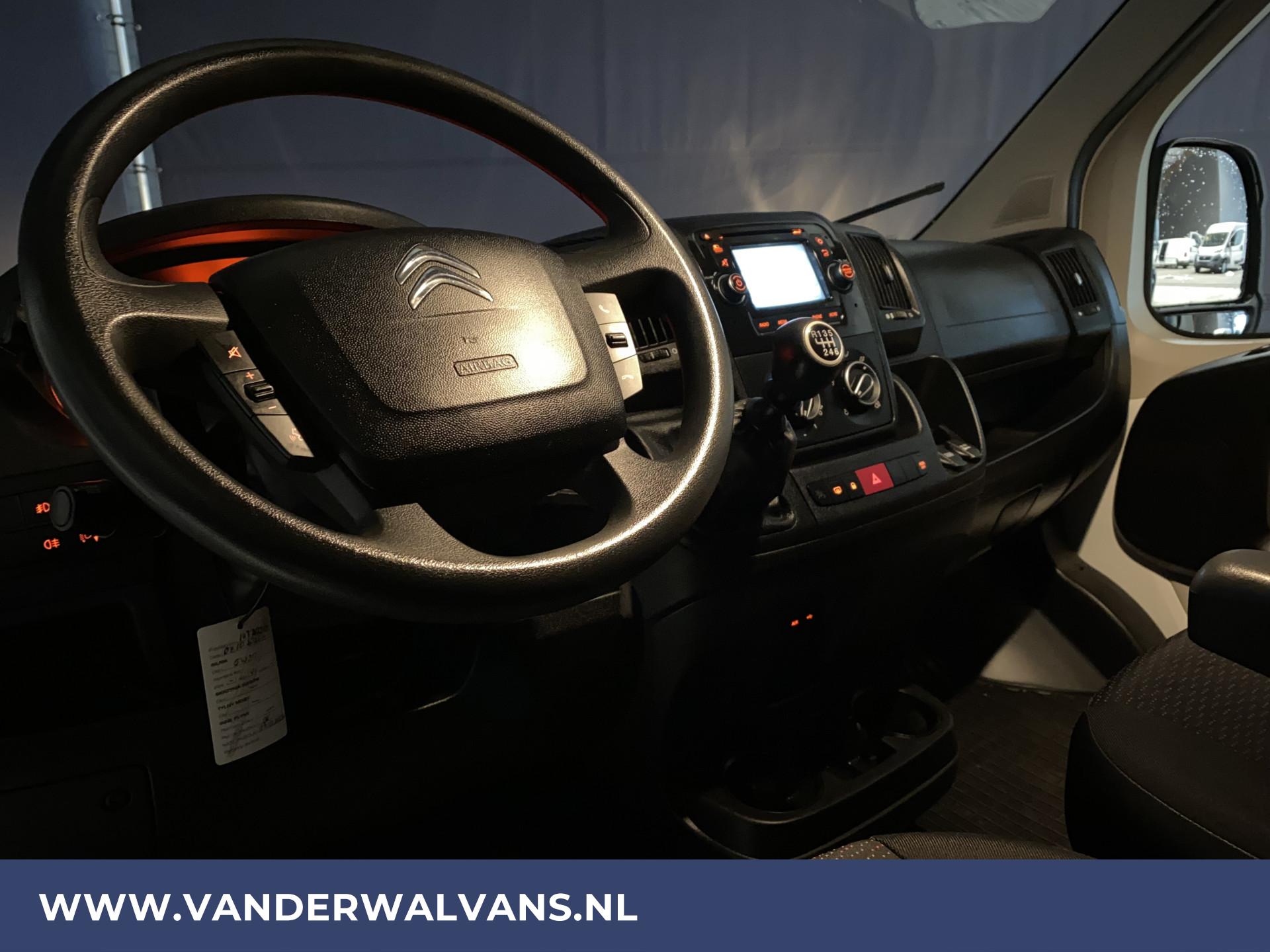 Foto 6 van Citroën Jumper 2.0 BlueHDi L1H1 Euro6 Airco | Navigatie | Cruise | Parkeersensoren