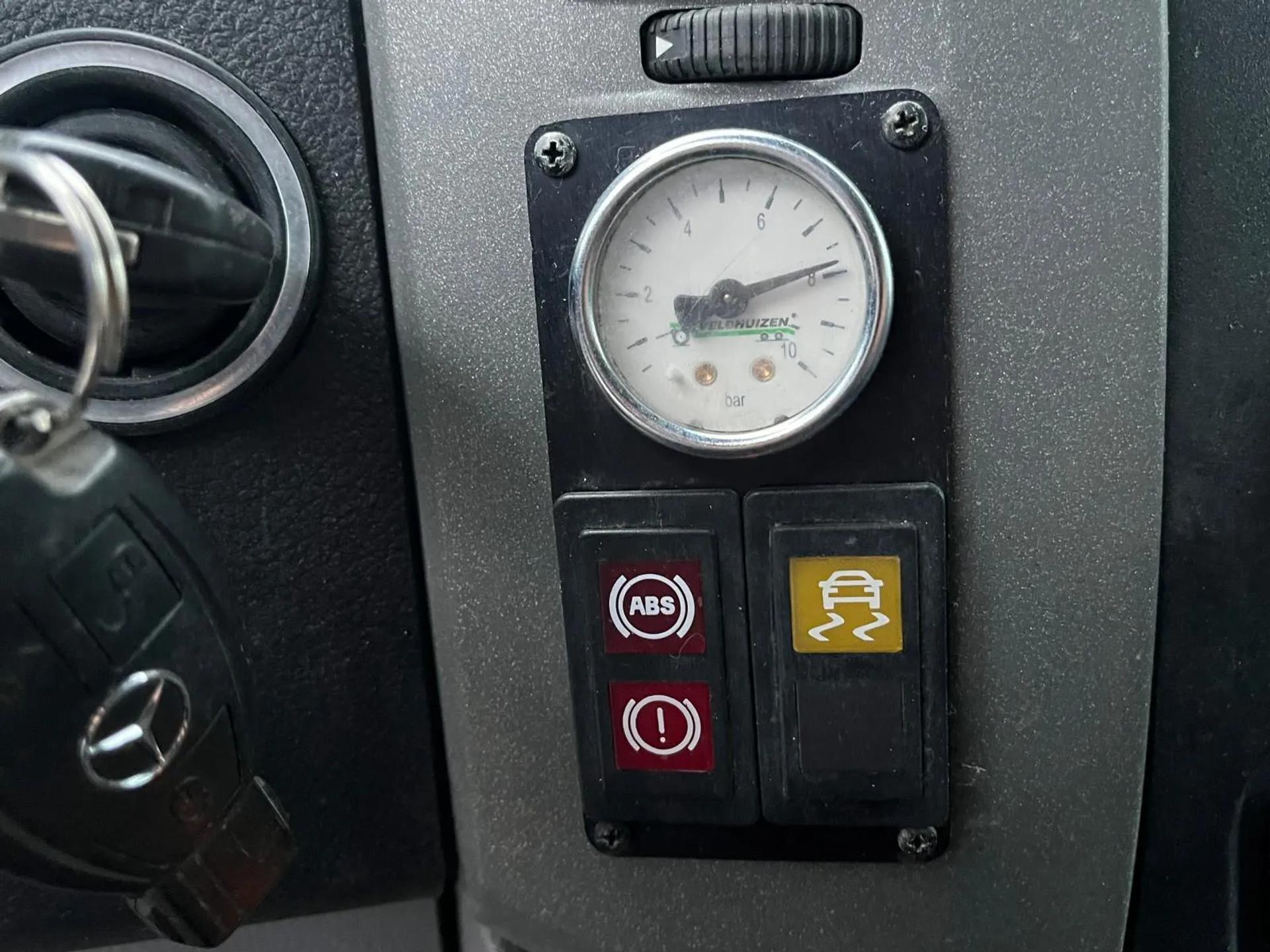 Foto 9 van Mercedes-Benz Sprinter 516 Automaat | Dubbele cabine | Luchtremmen