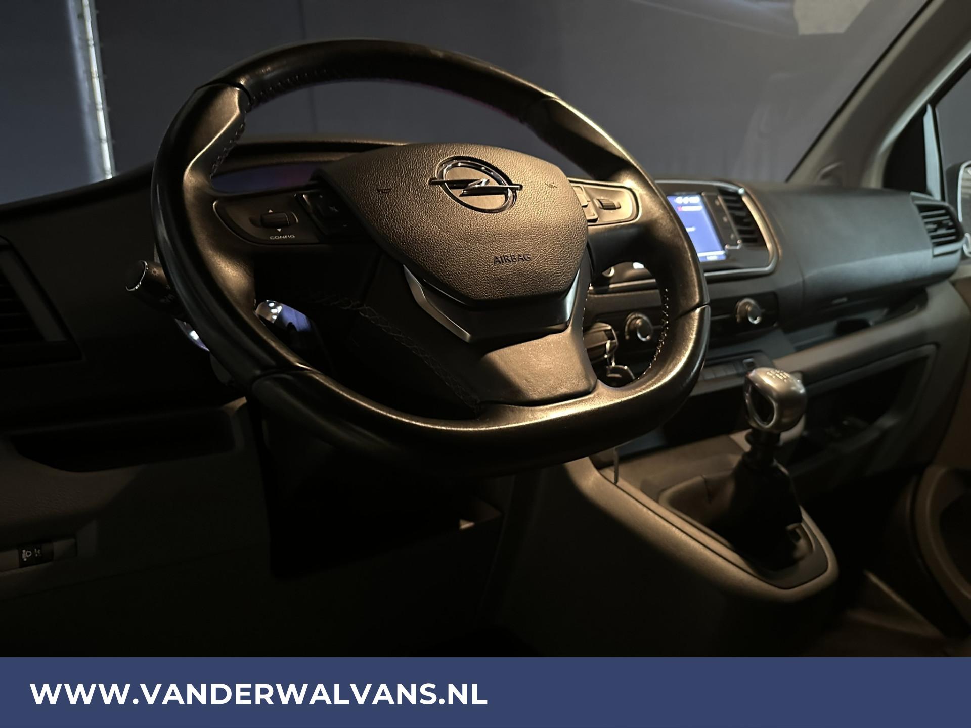 Foto 15 van Opel Vivaro 2.0 CDTI 150pk L3H1 XL Euro6 Airco | Apple Carplay | Navigatie | Camera | 2500kg trekvermogen