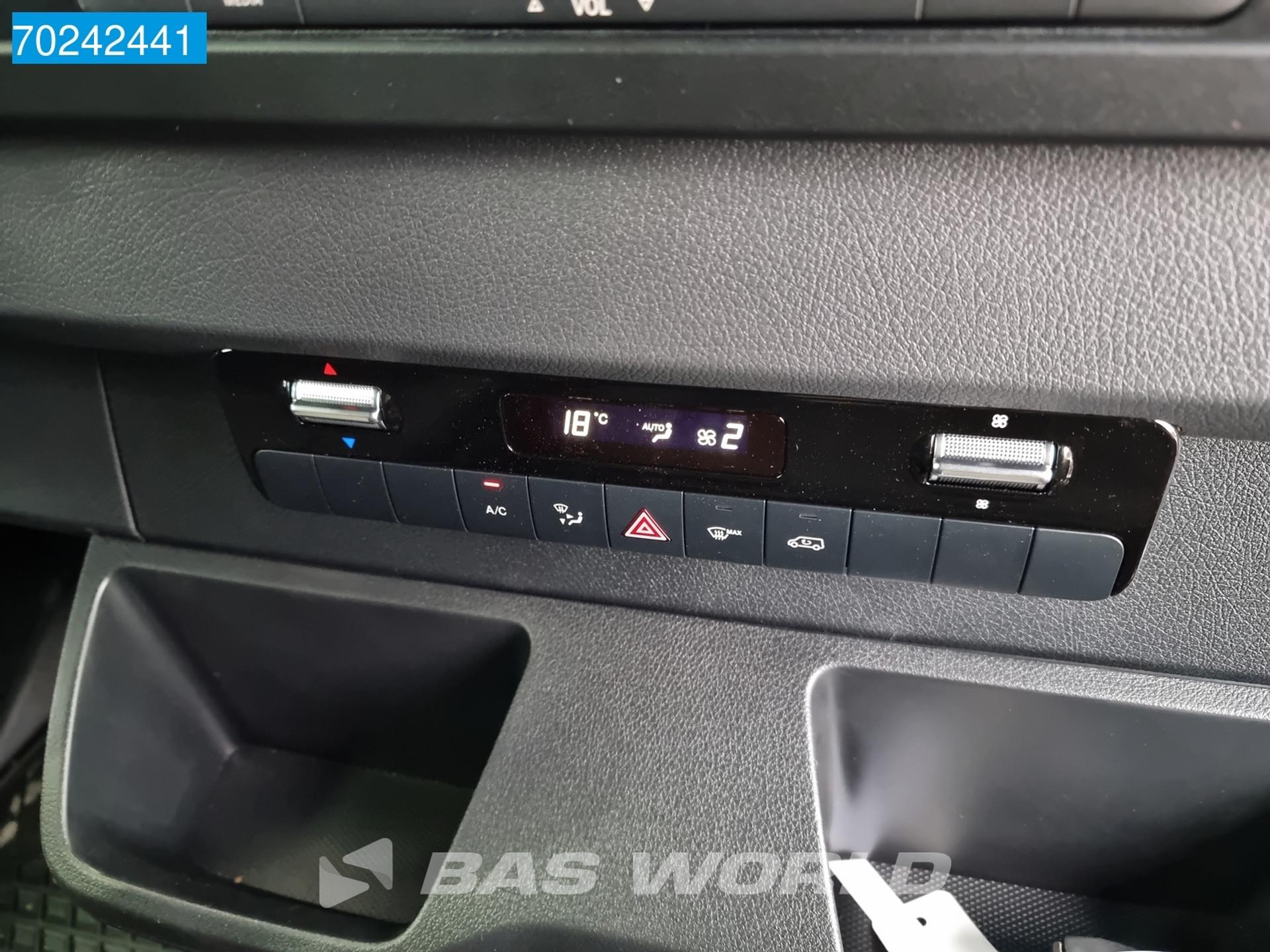 Foto 17 van Mercedes-Benz Sprinter 319 CDI Automaat Airco Cruise MBUX Camera Nieuw! 15m3 Airco Cruise control