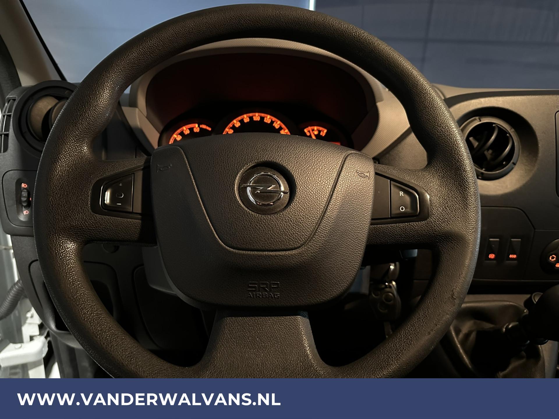 Foto 8 van Opel Movano 2.3 CDTI 146pk L2H2 Euro6 Airco | Imperiaal | Trap | Navigatie