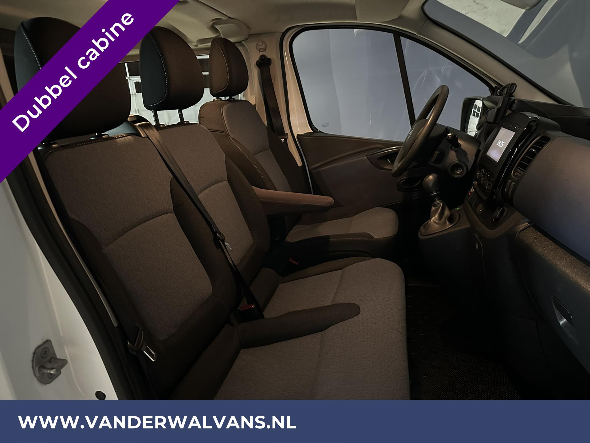 Foto 2 van Opel Vivaro 1.6 CDTI 126pk L2H1 Dubbele cabine Euro6 Airco | 6-zits | Navigatie | Camera | Trekhaak