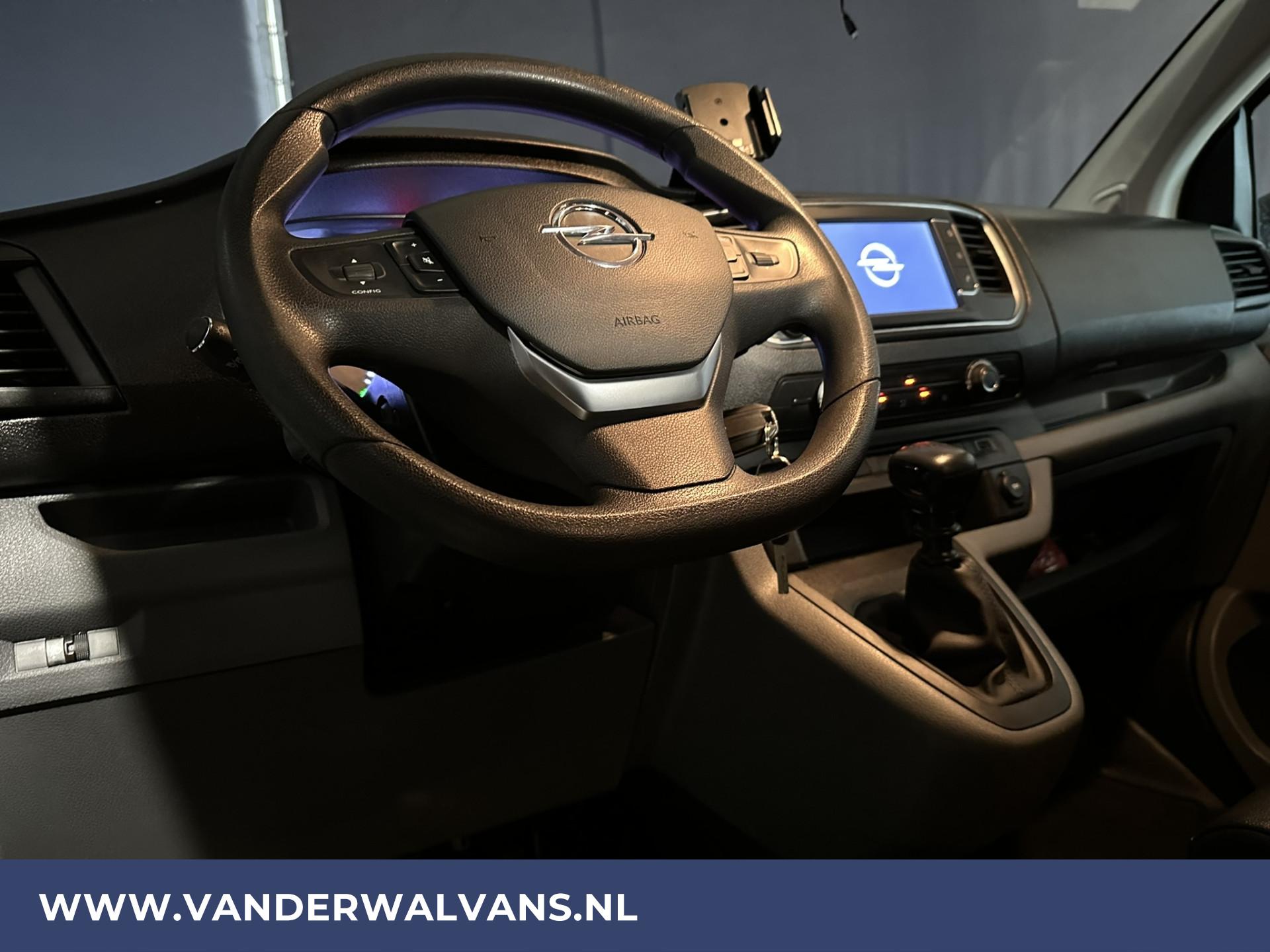 Foto 15 van Opel Vivaro 2.0 CDTI 123pk L3H1 XL Euro6 Airco | Navigatie | Camera | Sidebars | Apple Carplay